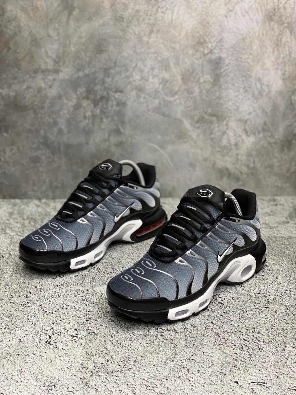 кроссовки nike air max tn plus,кроссовки nike air max tn plus мужские,кроссовки мужские nike air max tn,кроссовки мужские nike,nike air max tn plus
