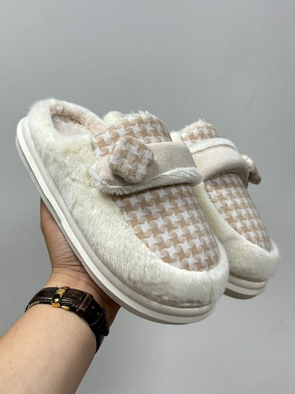 домашние тапочки,теплые тапочки,теплые домашние тапочки,женские домашние тапочки,тапочки модные