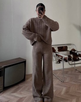 Костюм