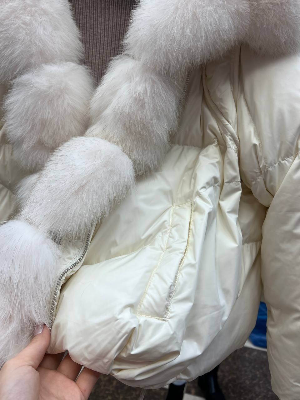 пуховики с мехом,белый пуховик,стильные пуховики,пуховик,женские пуховики
