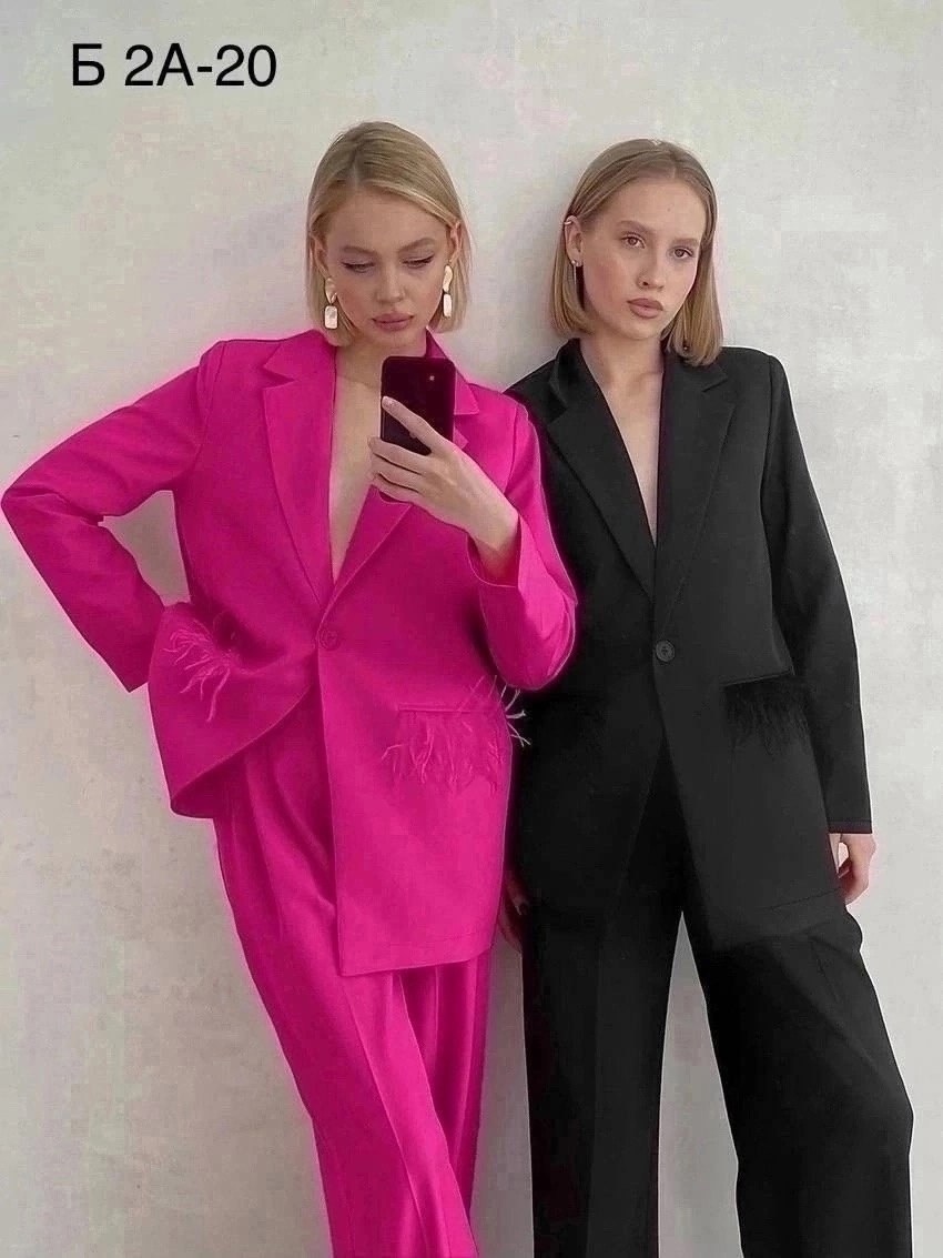 женские брючные костюмы,стильные костюмы,модные костюмы,брючный костюм с перьями,женский брючный костюм двойка