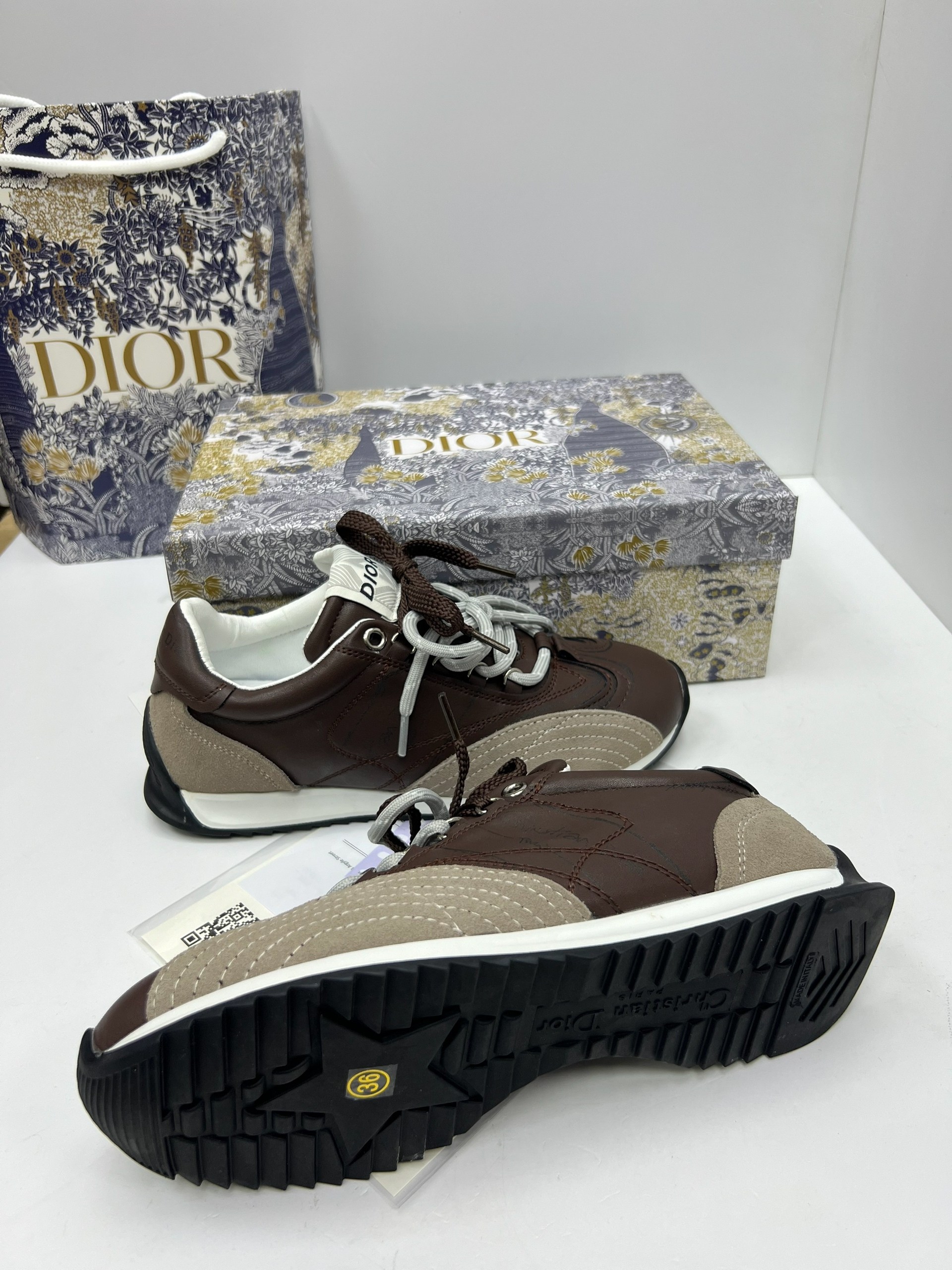 dior кроссовки,кроссовки christian dior,кроссовки dior женские,кроссовки диор,луи виттон кроссовки женские оригинал