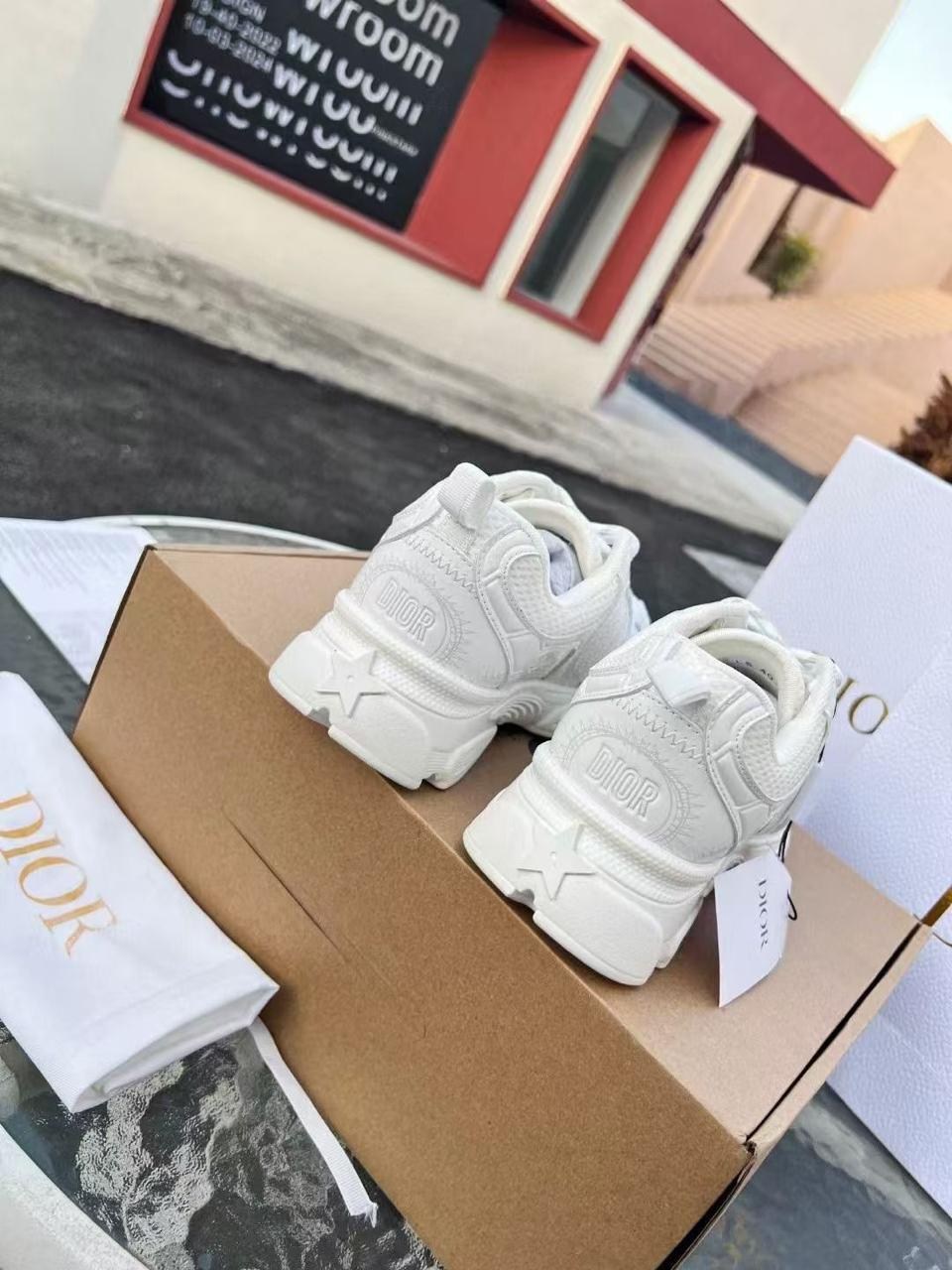 кроссовки christian dior,комбинированные кроссовки,кроссовки женскиe,кроссовки dior,кроссовки