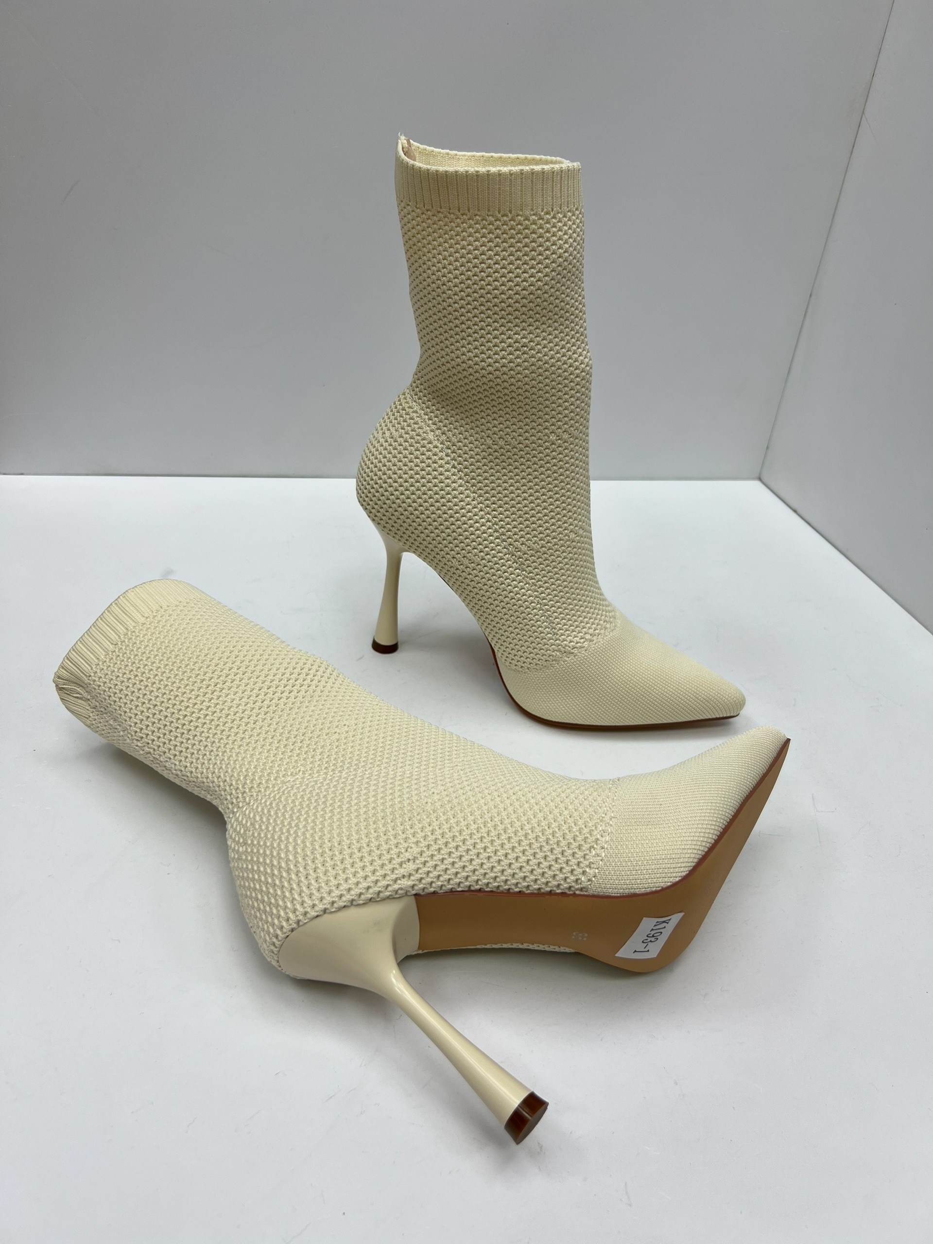 ,женские ботильоны,стильные ботильоны,женские полусапожки,бежевые ботильоны