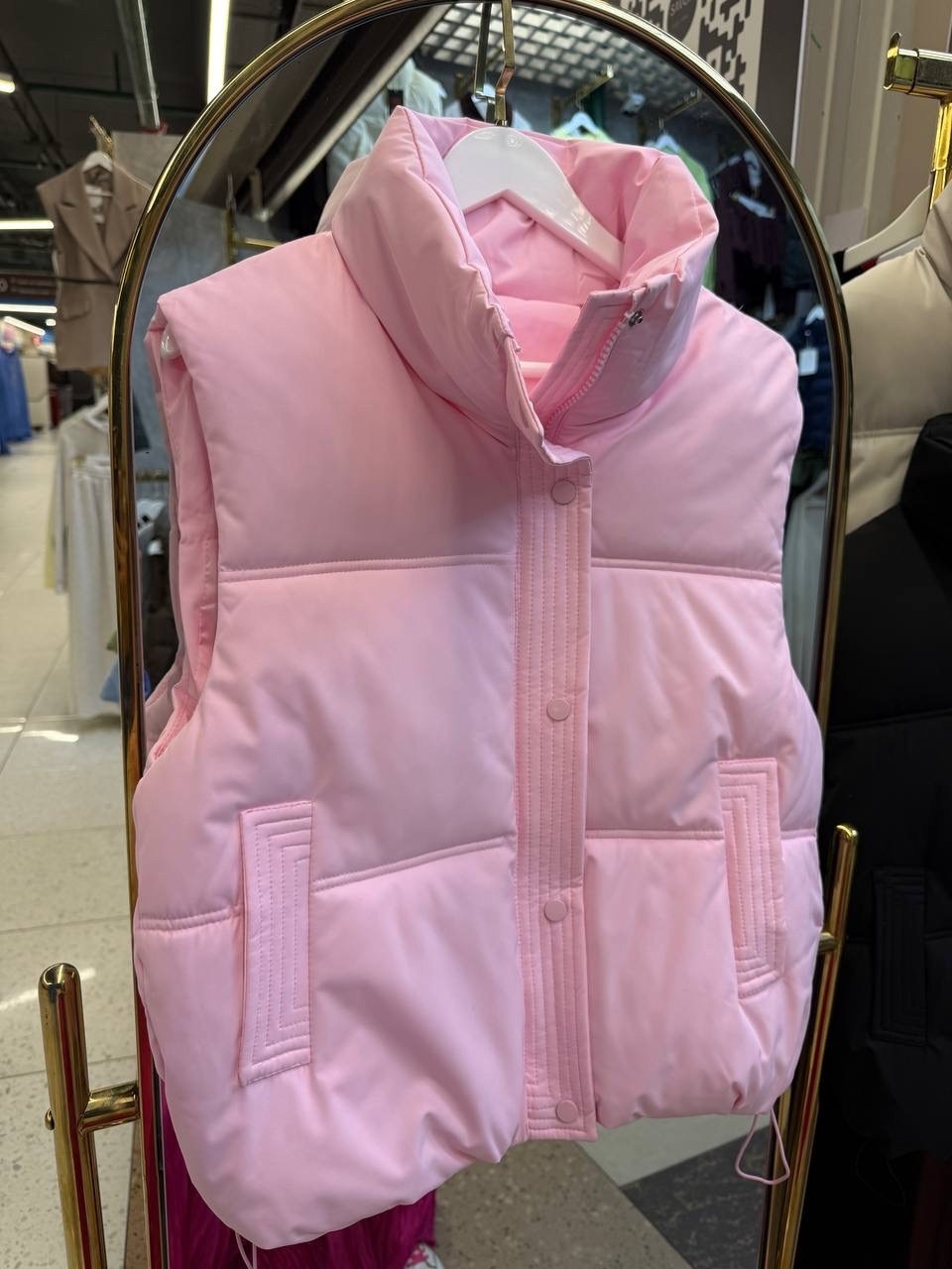 женские жилетки,жилет,стильные пуховики,жилетка,жилетка теплая