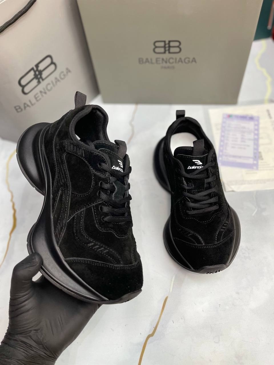 кроссовки женские balenciaga,черные кроссовки balenciaga,кроссовки balenciaga,кроссовки баленсиага черные,кроссовки баленсиага трипл с