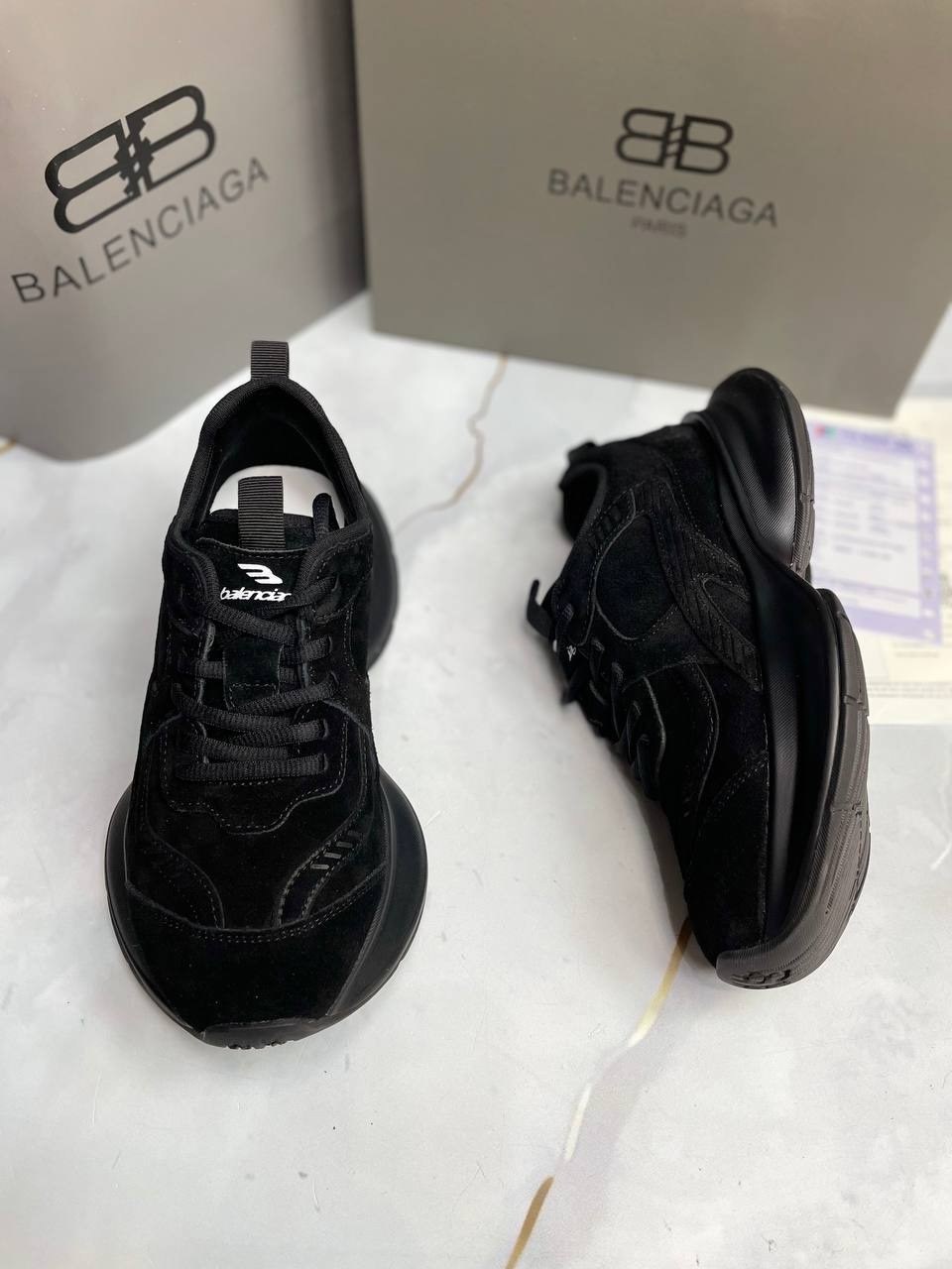 кроссовки женские balenciaga,черные кроссовки balenciaga,кроссовки balenciaga,кроссовки баленсиага черные,кроссовки баленсиага трипл с