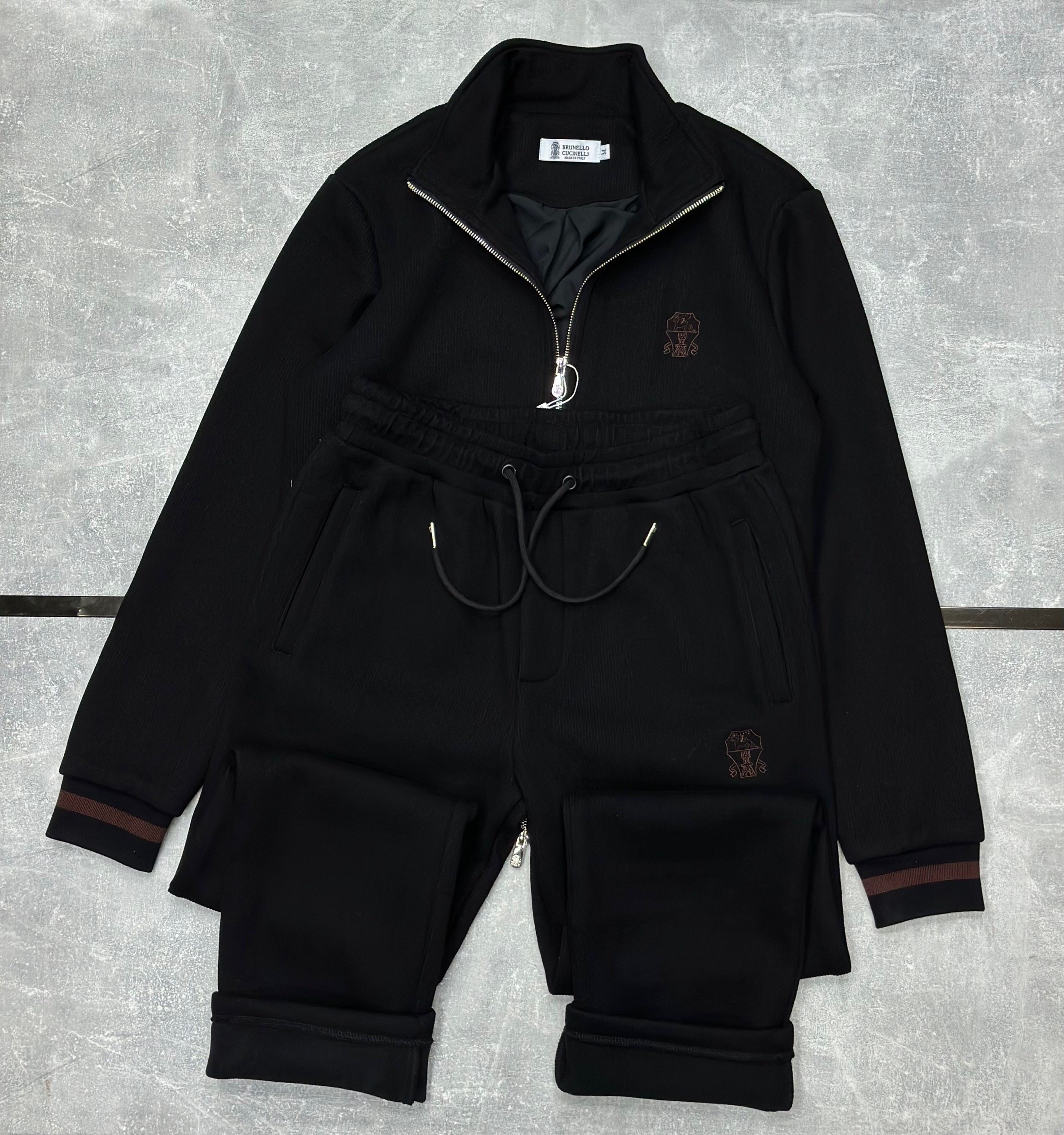 спортивный костюм brunello cucinelli,спортивный костюм stefano ricci,костюм brunello cucinelli,костюм brunello cucinelli серый,спортивные костюм