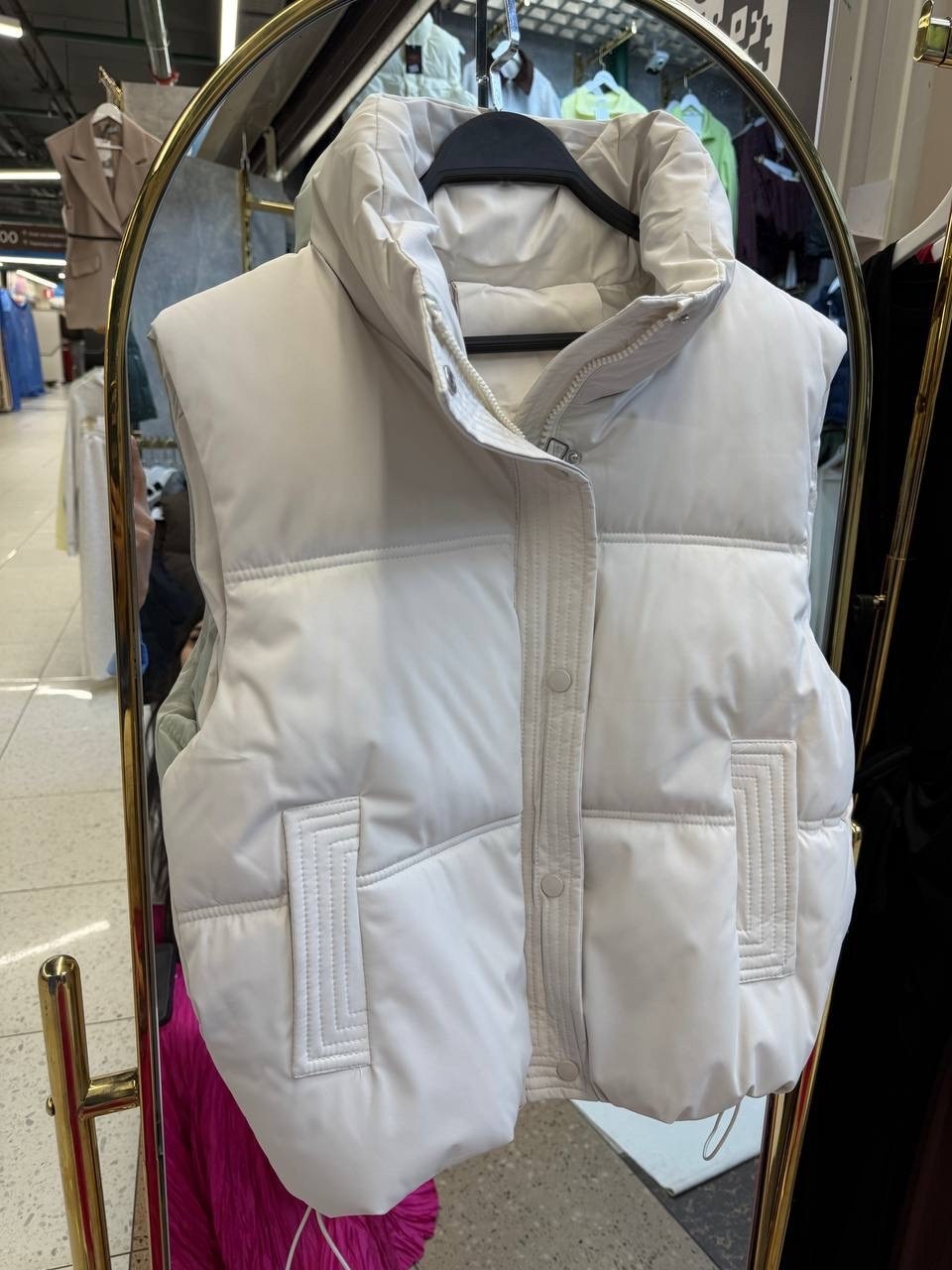 женские жилетки,жилет,стильные пуховики,жилетка,жилетка теплая