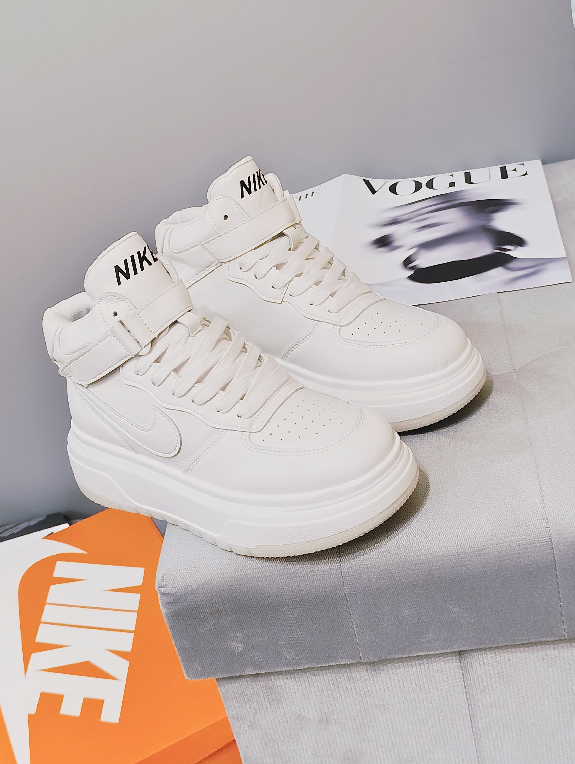 кроссовки,кроссовки женскиe,как называются белые высокие кроссовки найк,кроссовки найк женские белые кожаные высокие,кросcовки nike air force 1