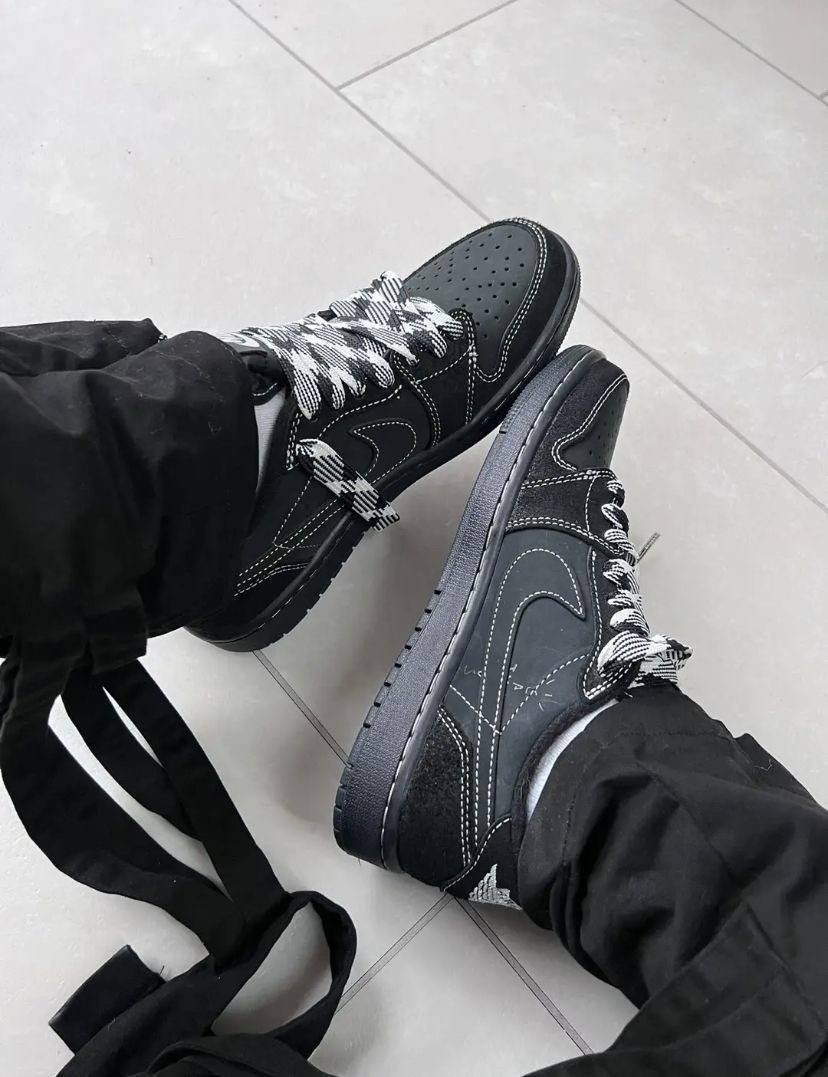 nike air jordan 1 low travis scott black phantom,nike air jordan 1 travis scott black phantom,nike air jordan 1 low travis scott,кроссовки nike sb dunk low travis scott,nike air jordan 1 low x travis