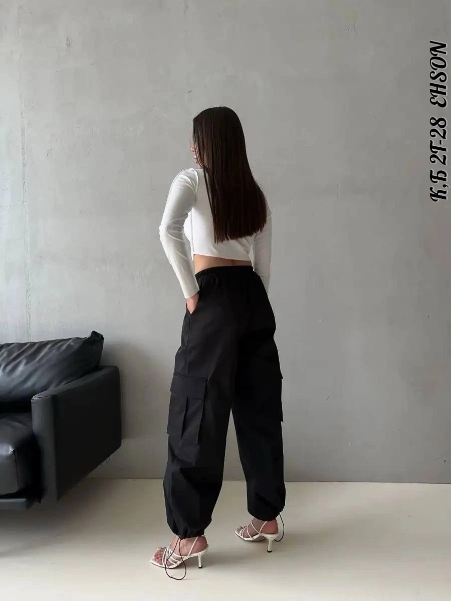 джинсы брюки,женские брюки,модные позы,