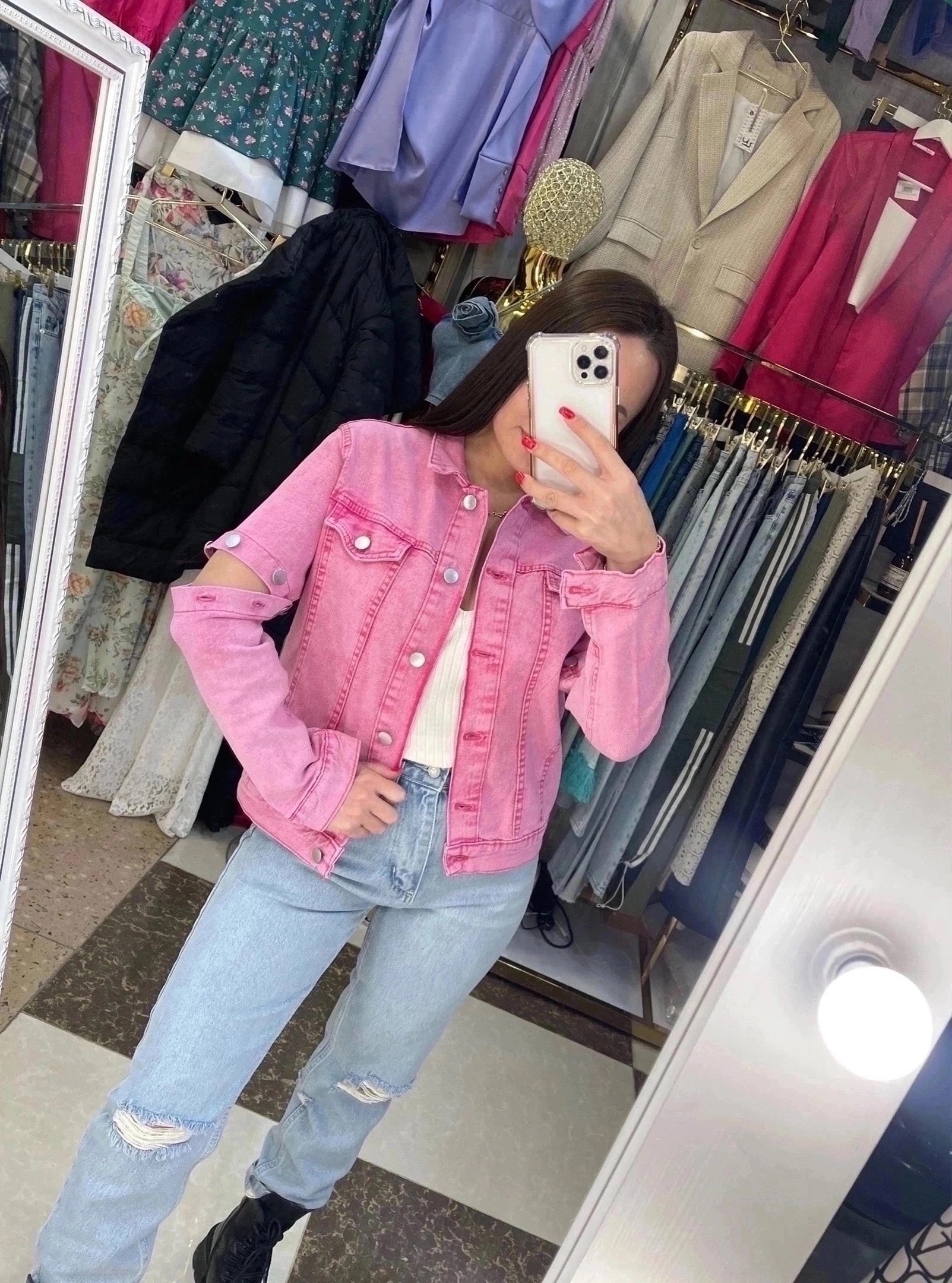 джинсовая куртка,женские джинсовые куртки,джинсовая куртка с карманами,женская куртка