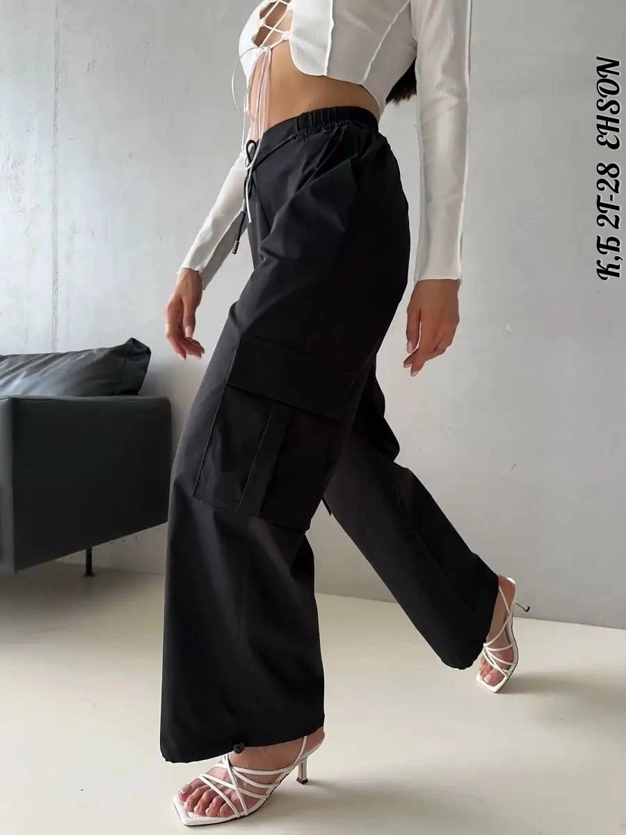 джинсы брюки,женские брюки,модные позы,