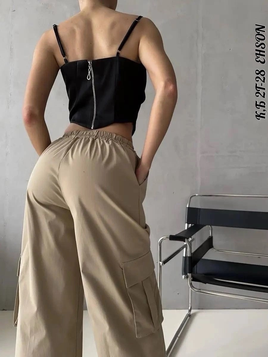 джинсы брюки,женские брюки,модные позы,