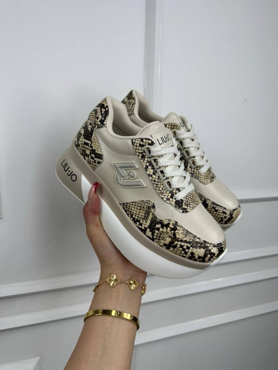 ,кроссовки женскиe, женская,кроссовки туфли,кроссовки модные