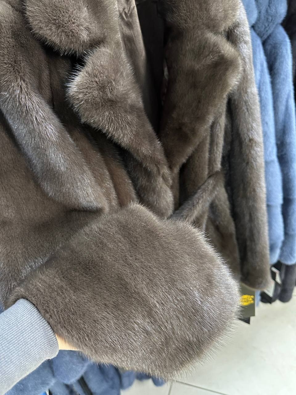 норковые шубы,норковая шуба с английским воротником,шуба норка,шуба из норки,норковая шуба автоледи