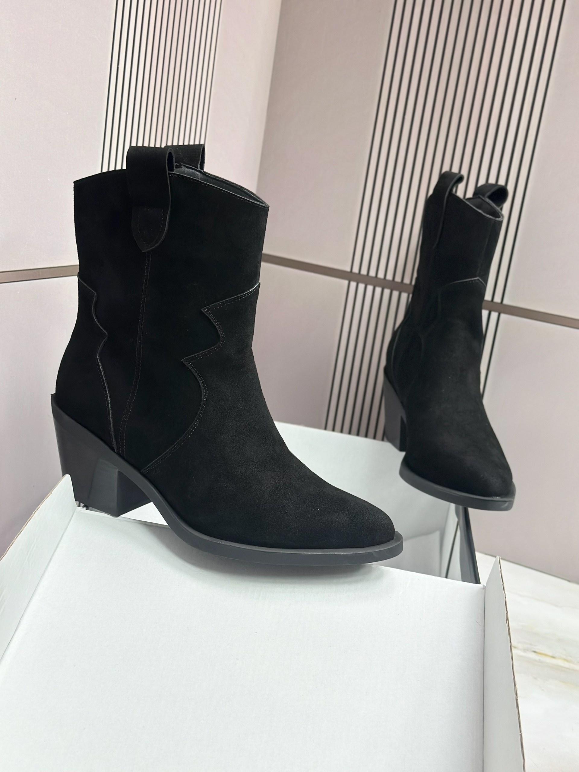 ,ботильоны казаки замшевые женские,замшевые ботильоны,ботильоны казаки,сапоги казаки замшевые