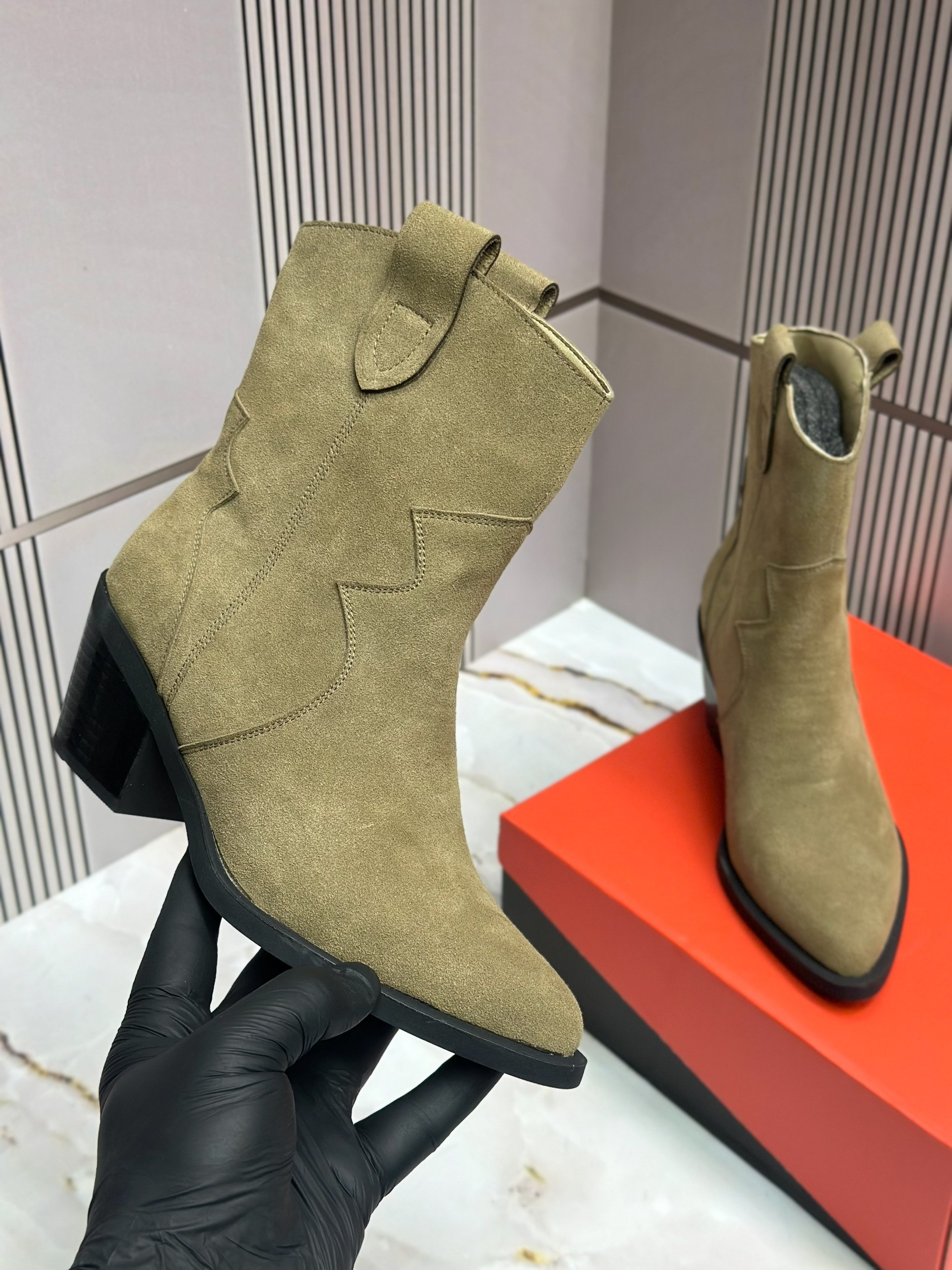 ,ботильоны казаки замшевые женские,замшевые ботильоны,ботильоны казаки,сапоги казаки замшевые