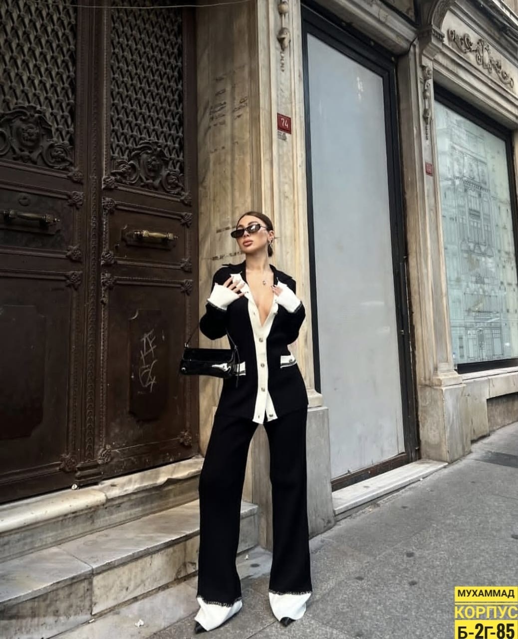 костюм женский брючный,белый брючный костюм,стильные костюмы,костюм с брюками,брючный костюм с топом