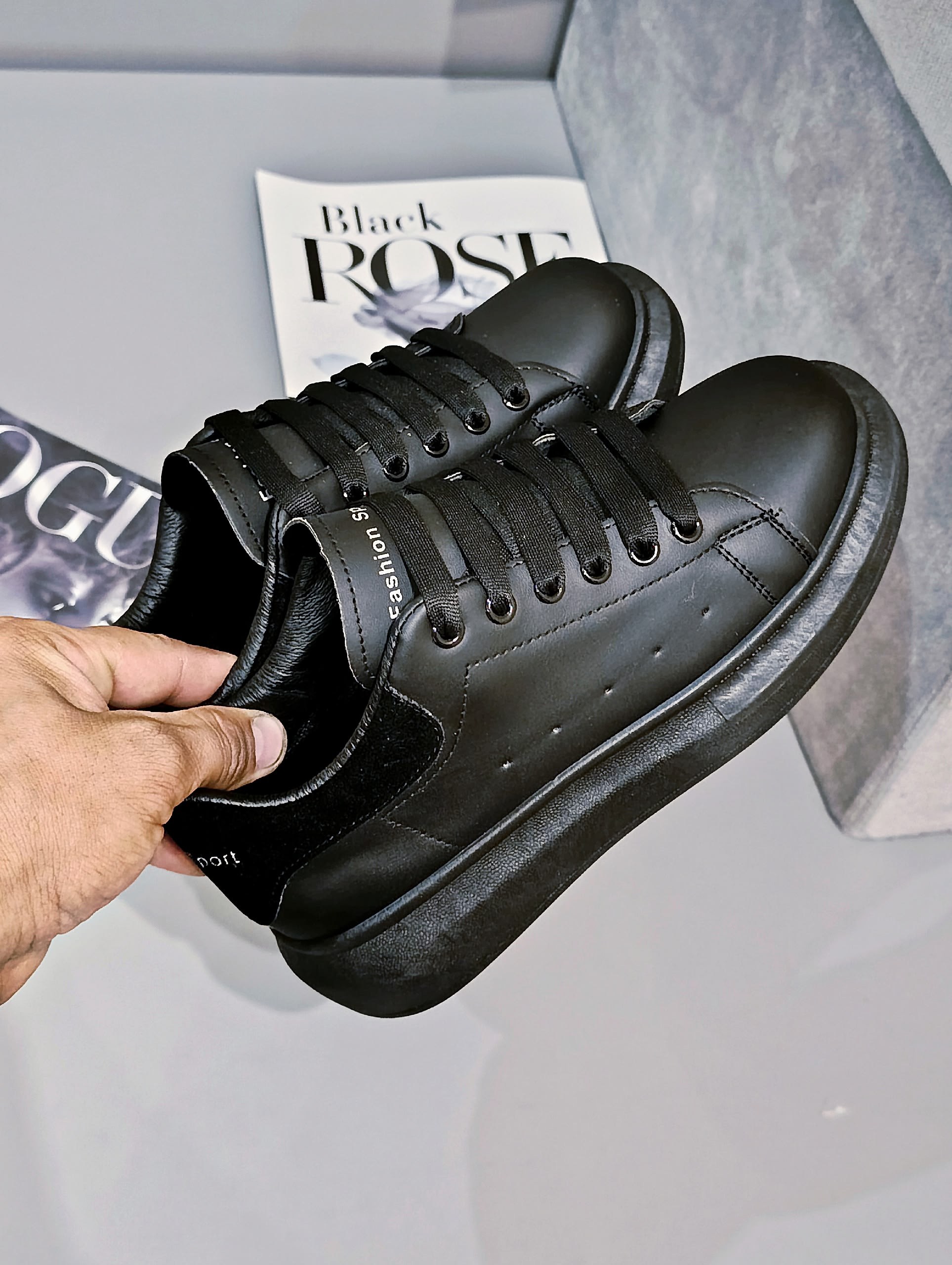 кеды александр маккуин черные,,кроссовки alexander mcqueen,кеды alexander mcqueen,александр маккуин кроссовки