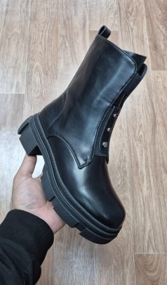 Ботинки