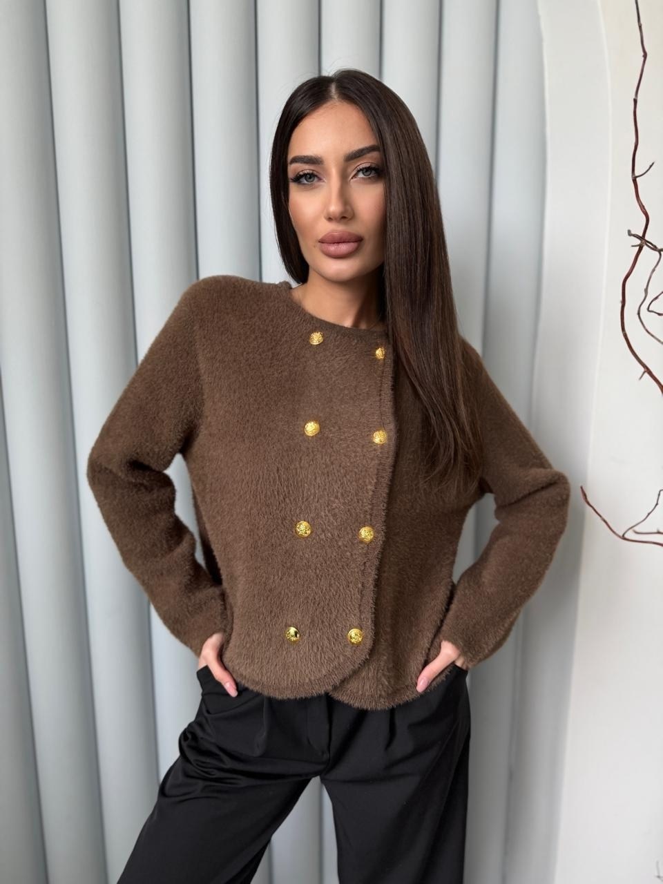 коричневый кардиган,вязаные кардиганы,кардиган,кардиган на пуговицах,двубортный кардиган