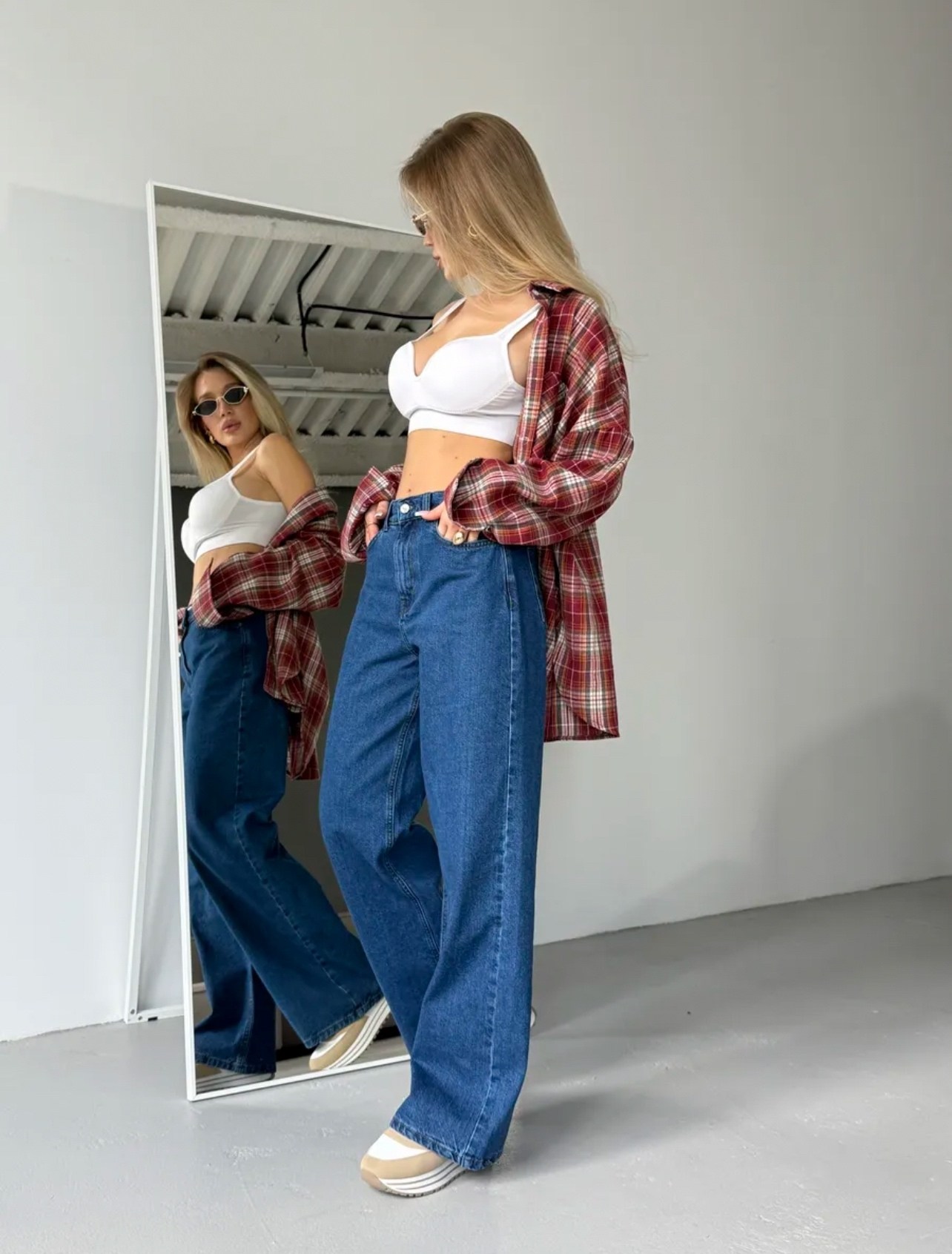 джинсы женские,джинсы широкие,джинсы женские клеш,модные джинсы,одежда джинсы