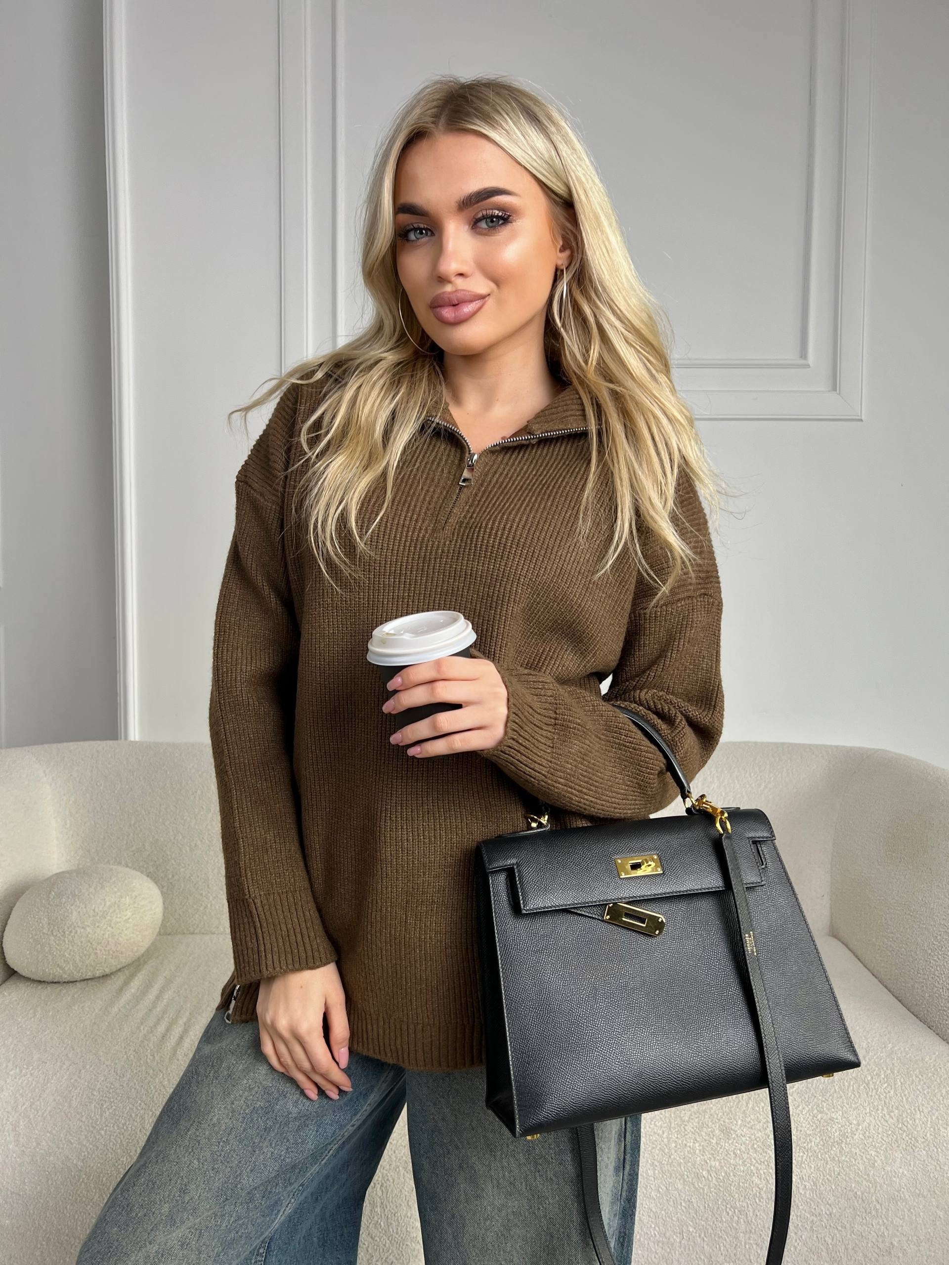 джинсы кэжуал,джинсы брюки,одежда джинсы,джинсы повседневные