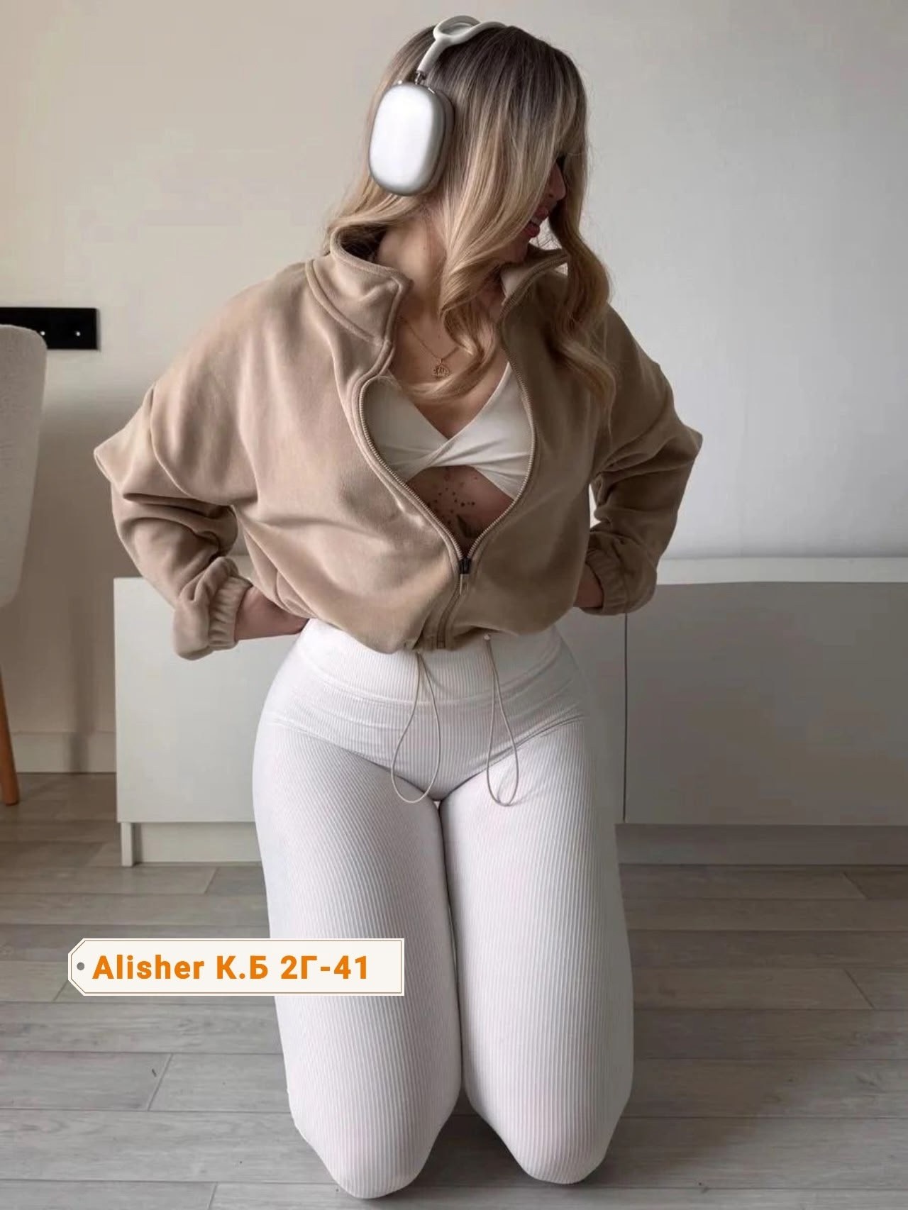 женская флисовая куртка,женская укороченная куртка,толстовка на молнии укороченная теплая,флисовая толстовка,повседневная куртка