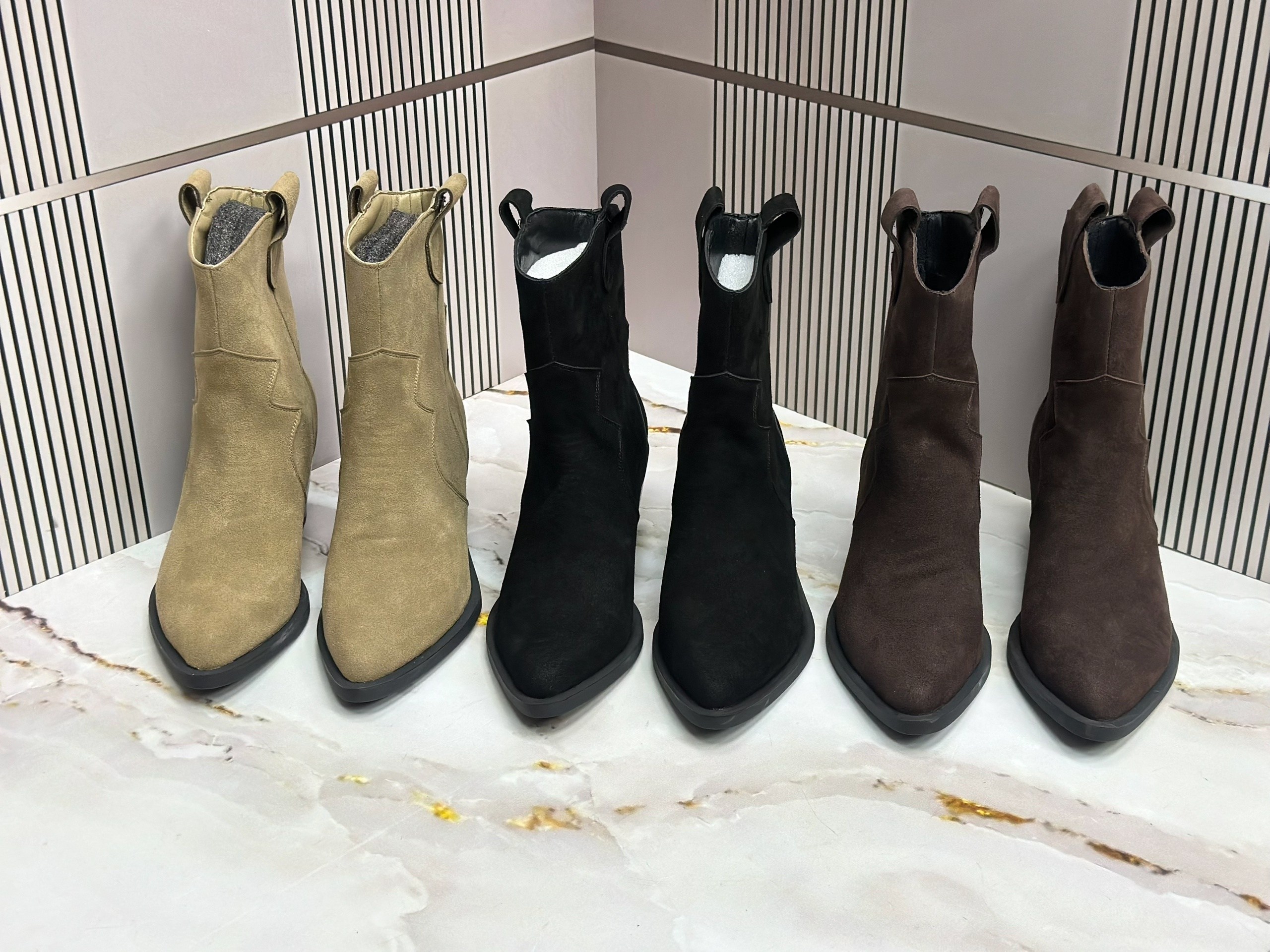 ,ботильоны казаки замшевые женские,замшевые ботильоны,ботильоны казаки,сапоги казаки замшевые