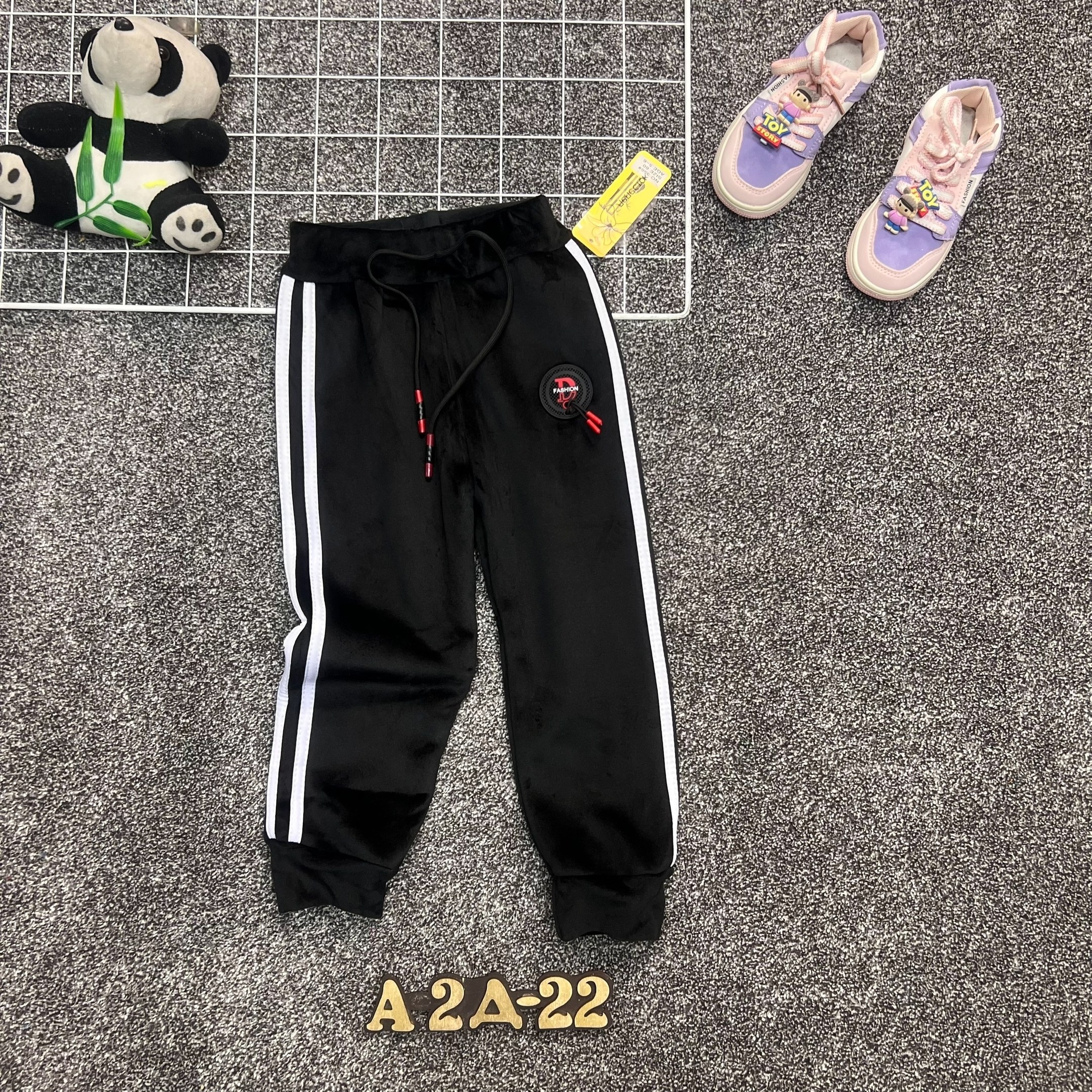 спортивные брюки,брюки спортивные для мальчик,штаны детские,штаны спортивные детские,спортивные штаны