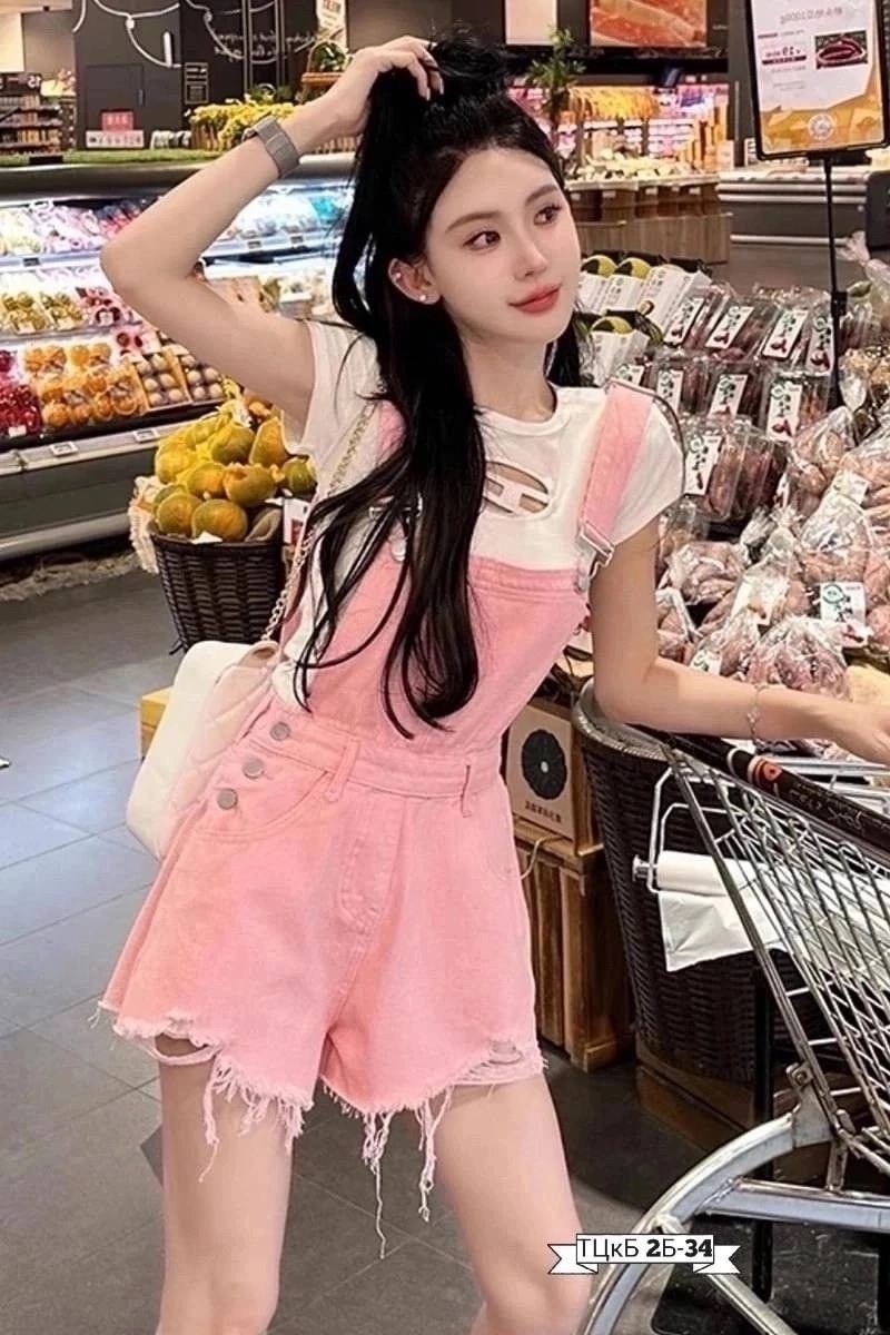 кореянка,женские комбинезоны,девушка азиатская,модная одежда,комбинезон розово