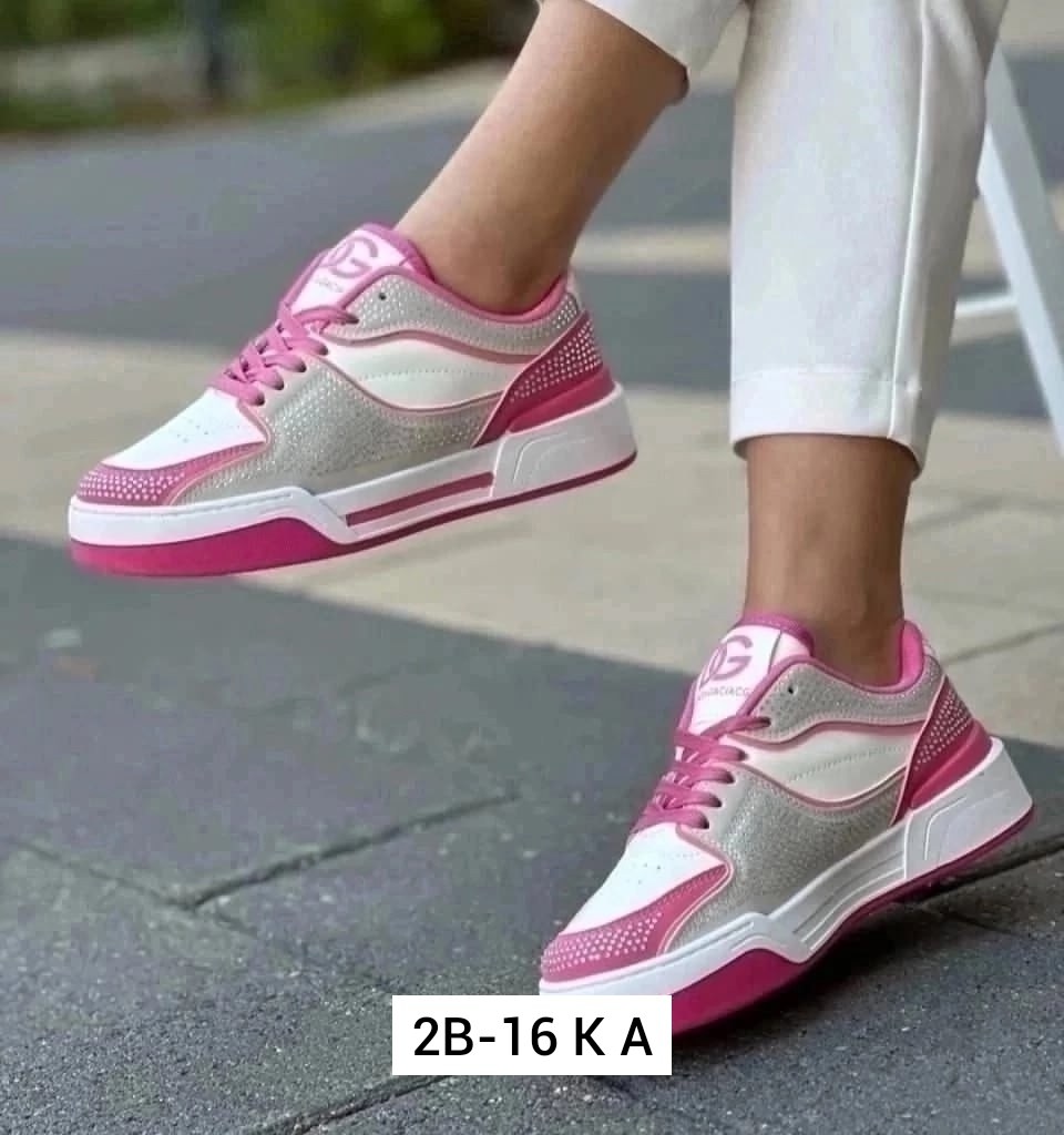 женские кроссовки,,малиновые кроссовки женские,кроссовки для женщин,женская спортивная