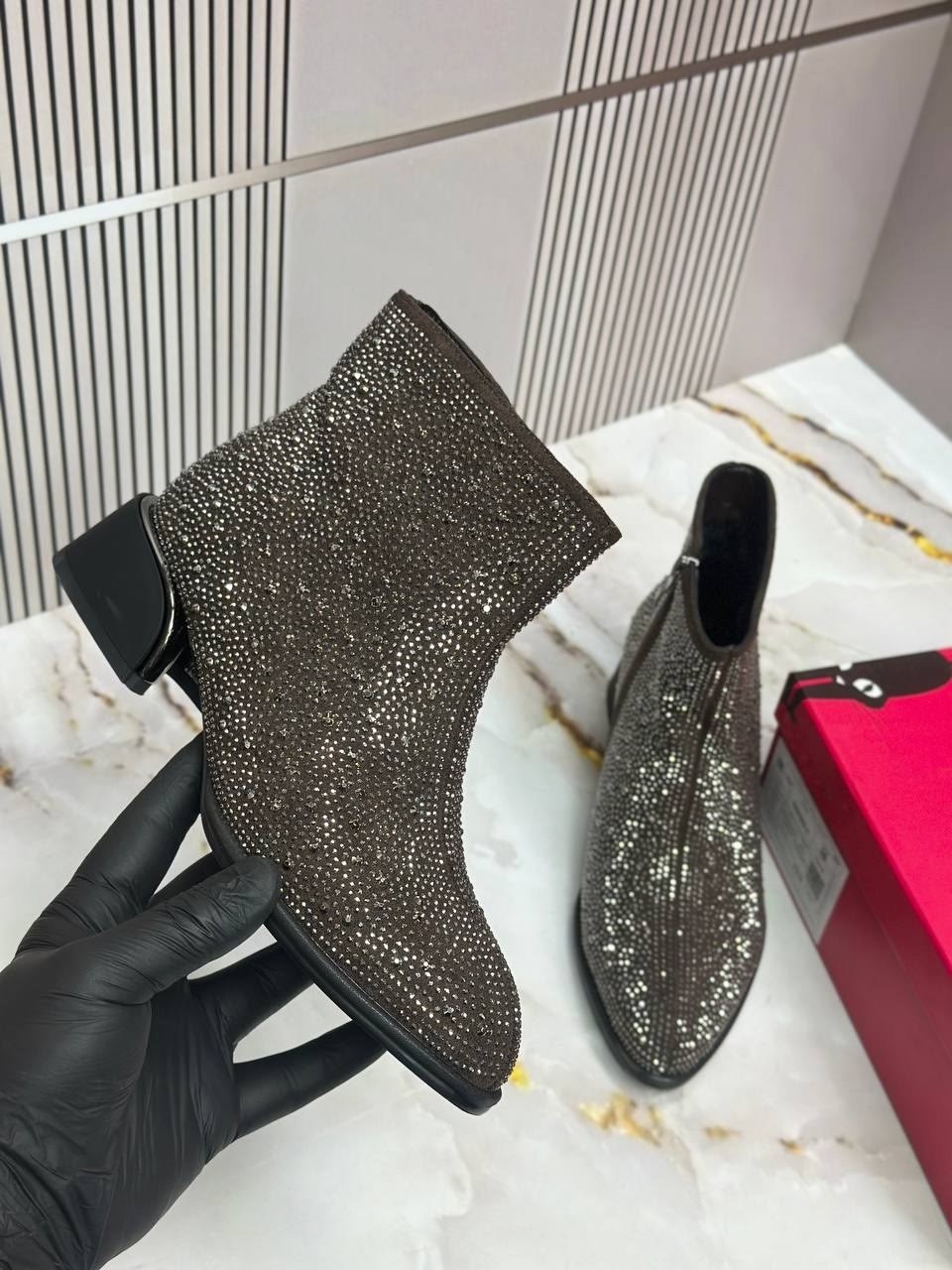 ,женская ,модные ботильоны,сапожки,короткие сапоги