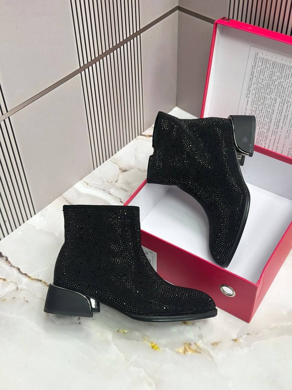 ,женская ,модные ботильоны,сапожки,короткие сапоги