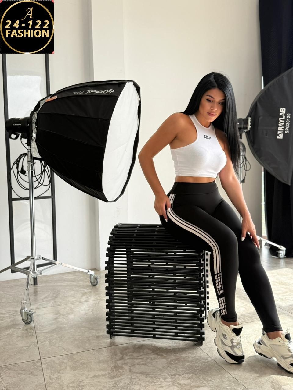 лосины спортивные,спортивные женские лосины,спортивные лосины с лампасами,спортивные леггинсы,спортивные лосины с лампасами леггинсы