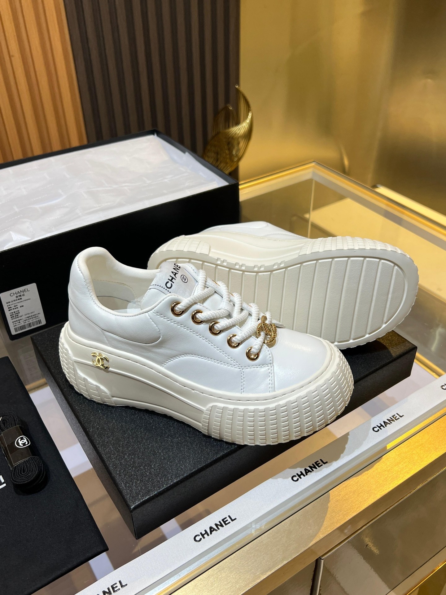 ,кеды chanel,chanel кроссовки,женские кроссовки,кеды женски