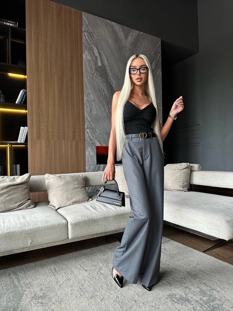 стильные классические брюки,классические брюки,модные брюки 2025,стильные костюмы,брюки палаццо женские