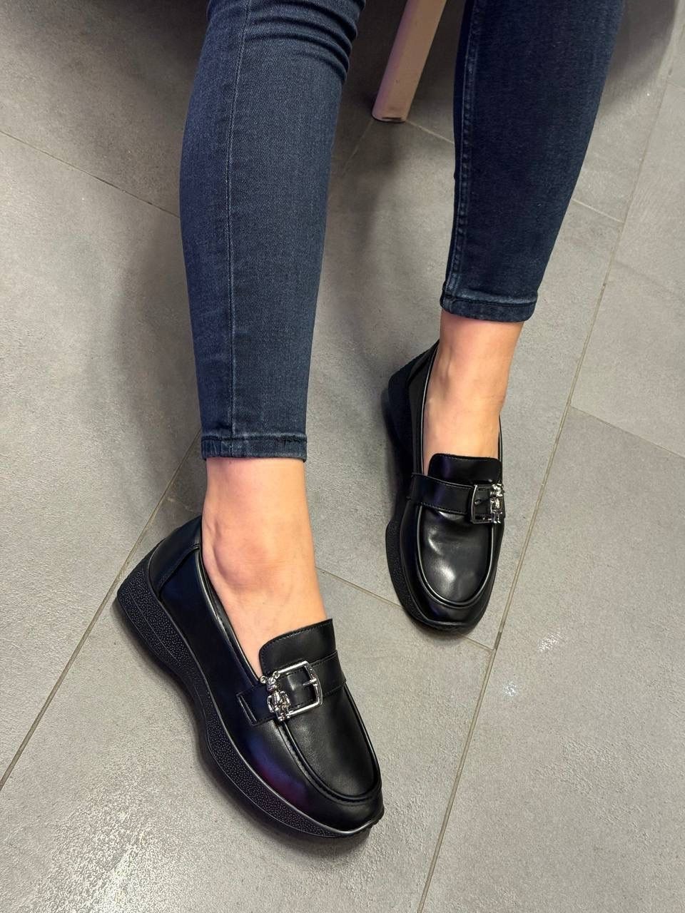 ,лоферы женские,лоферы женские белые,белые лоферы,лоферы женские туфли на плоской подошве для офиса