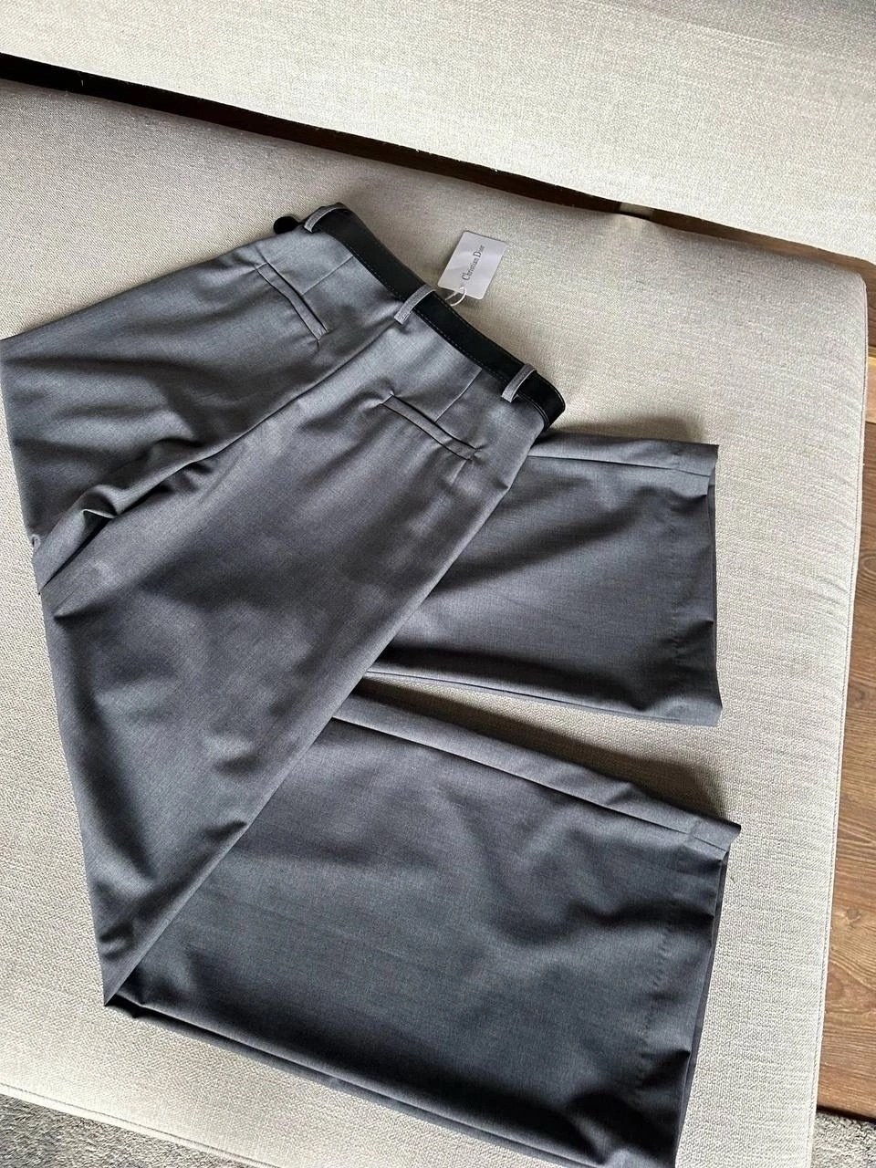 стильные классические брюки,классические брюки,модные брюки 2025,стильные костюмы,брюки палаццо женские