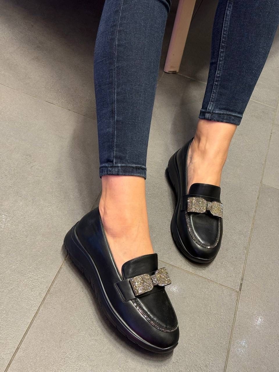 ,лоферы женские,лоферы женские белые,белые лоферы,лоферы женские туфли на плоской подошве для офиса