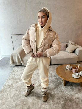 Костюм