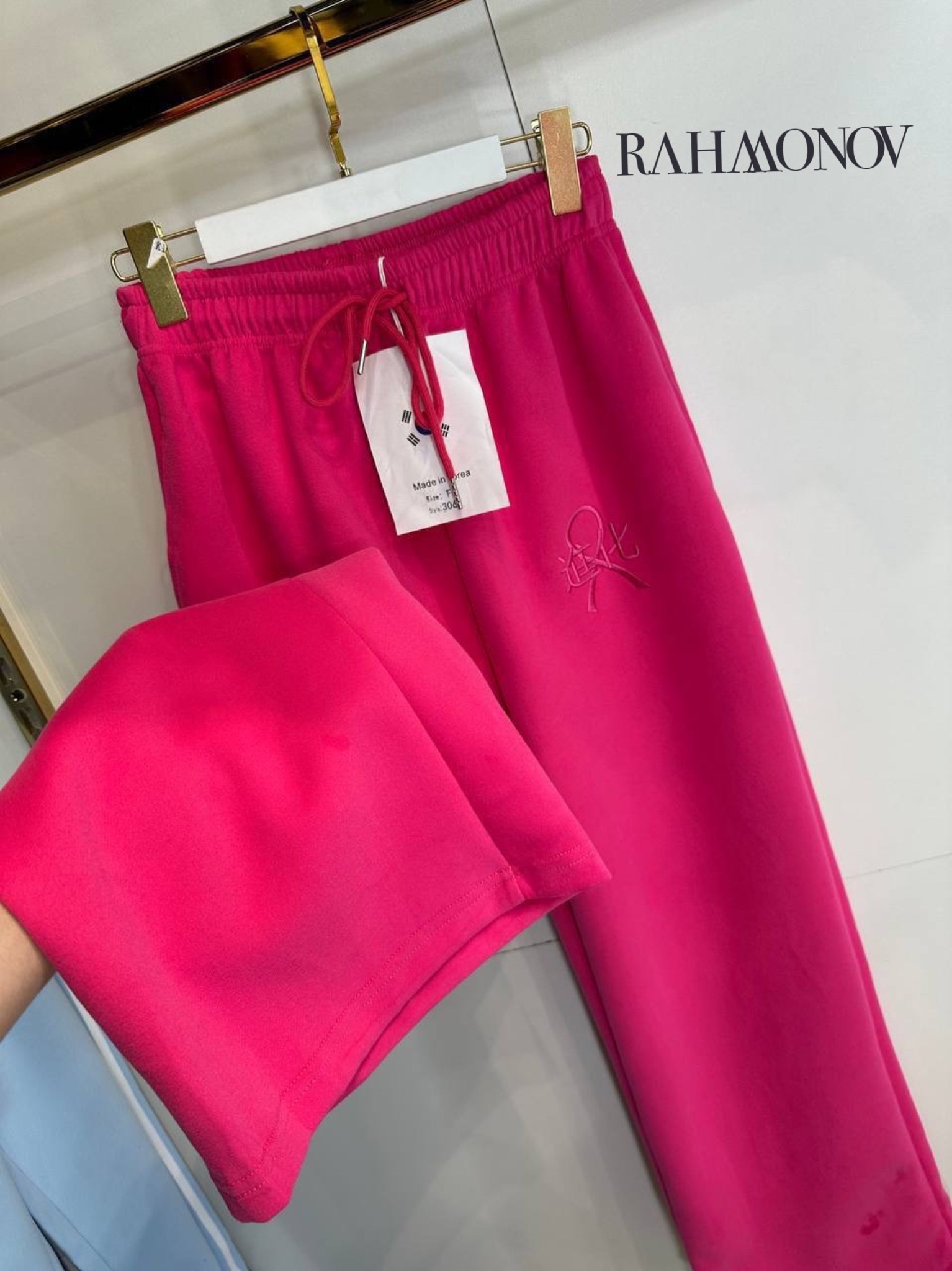 брюки розовые,штаны розовые,спортивные брюки,спортивные брюки широкие,штаны свободные