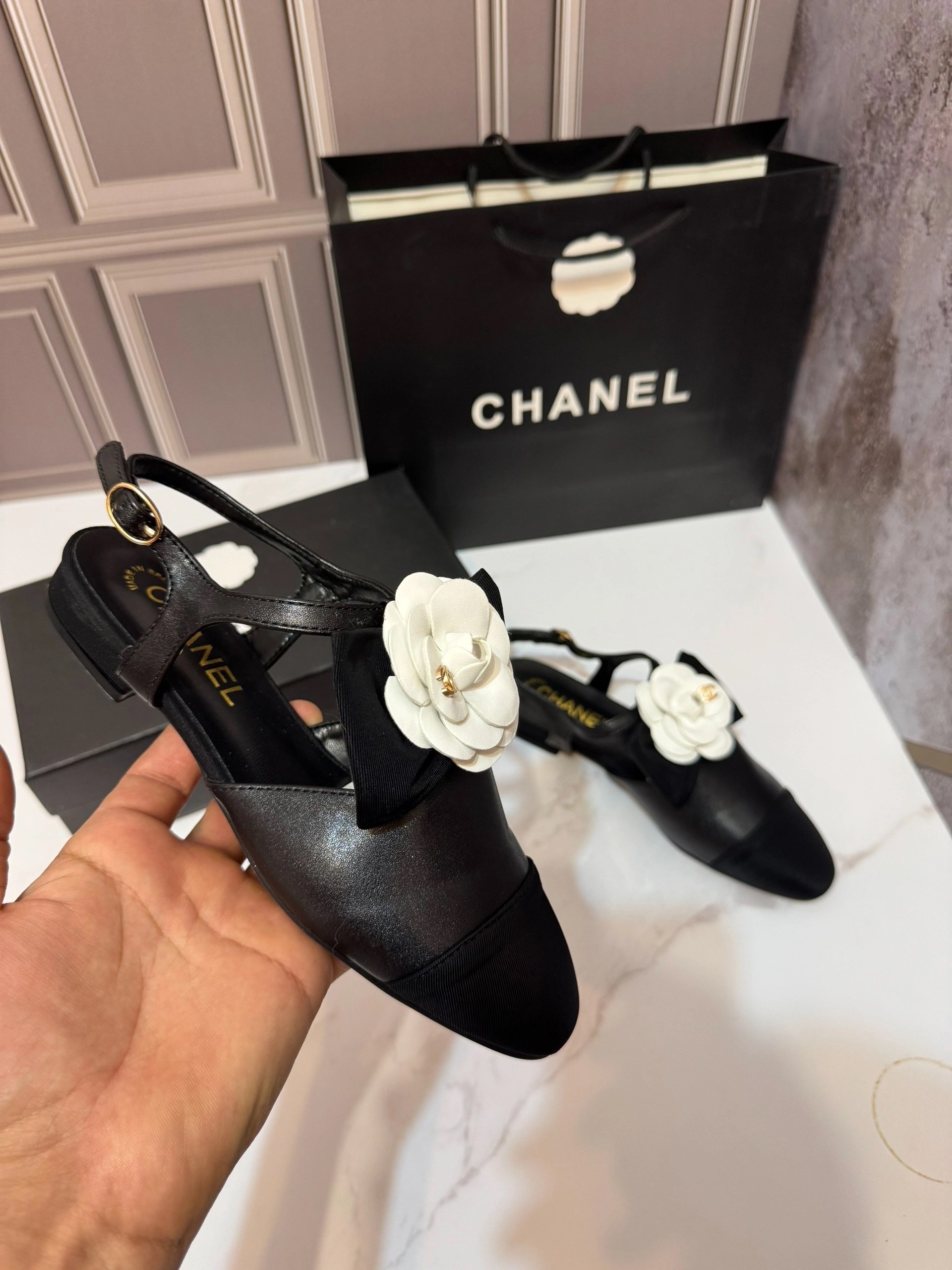 босоножки chanel,туфли chanel,босоножки шанель с серным носомм,босоножки шанель,туфли шанель