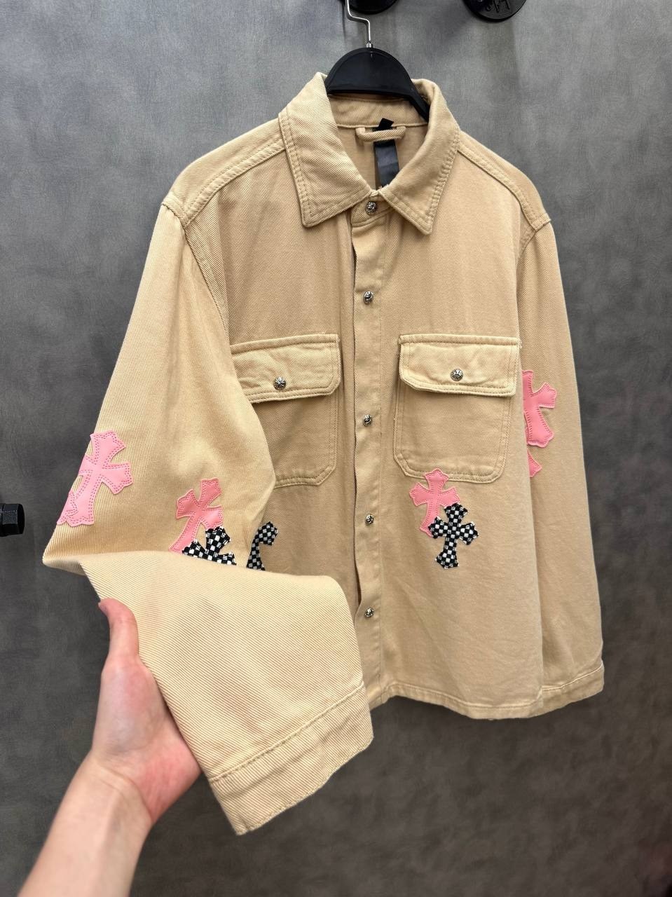 повседневная куртка,куртка с вышивкой,рубашка женская,куртка женская,куртка милитари valentino