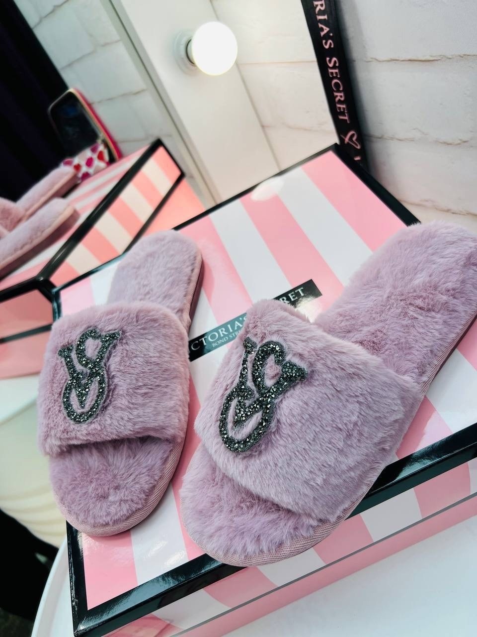 тапочки виктория сикрет,тапочки виктория сикрет оригинал,женские домашние тапочки,тапочка женские домашние,уютные домашние тапочки