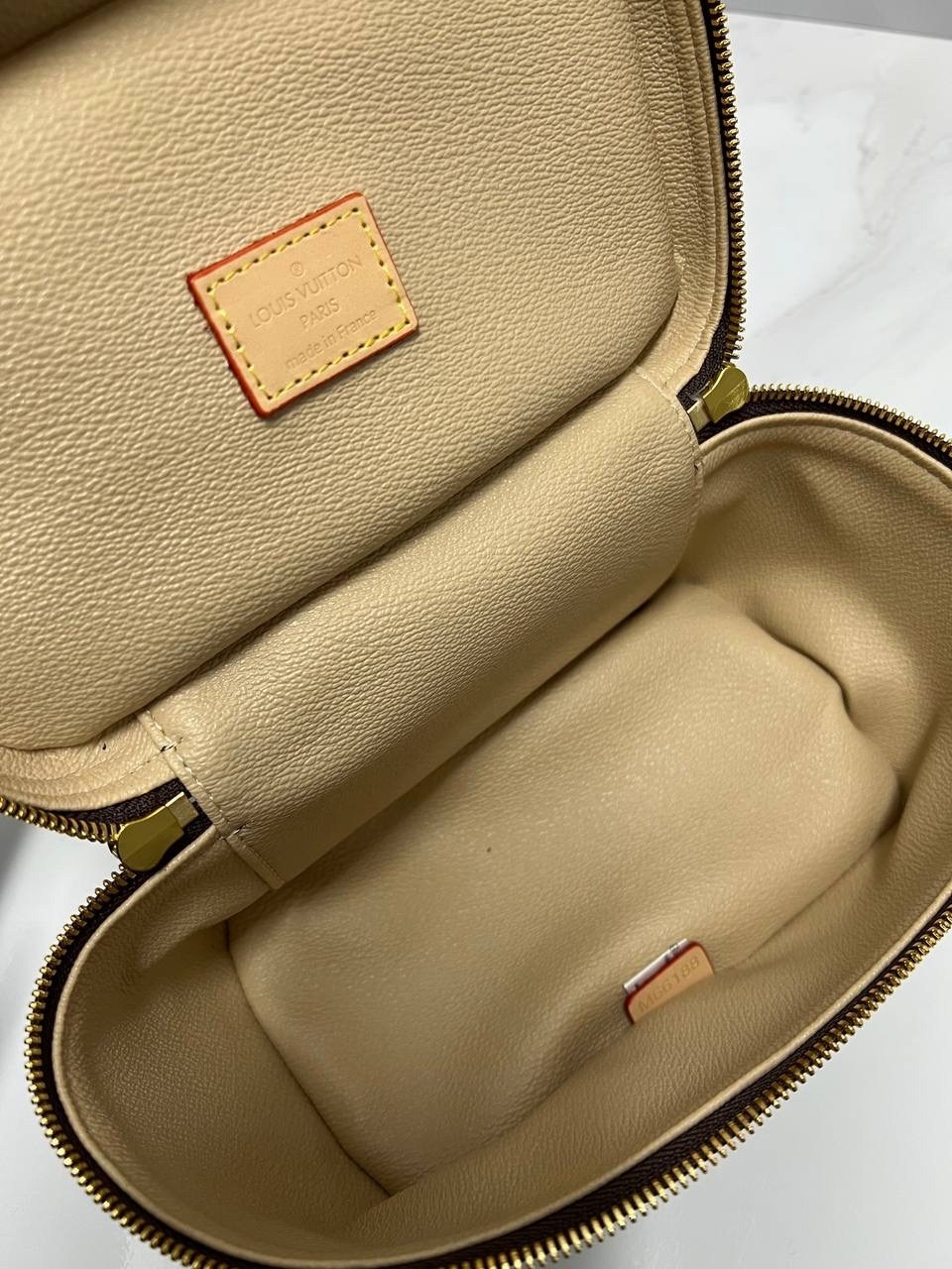 косметичка луи витон оригинал,louis vuitton косметичка,косметичка луи виттон оригинал,луи виттон косметичка,косметичка луис виттон