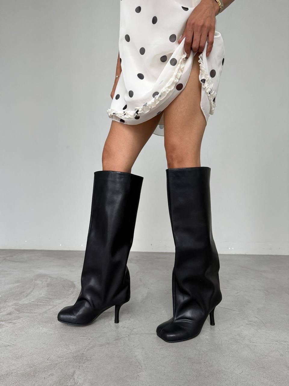 черные сапоги,сапоги демисезонные,женские сапоги,современные сапоги,сапоги до колен