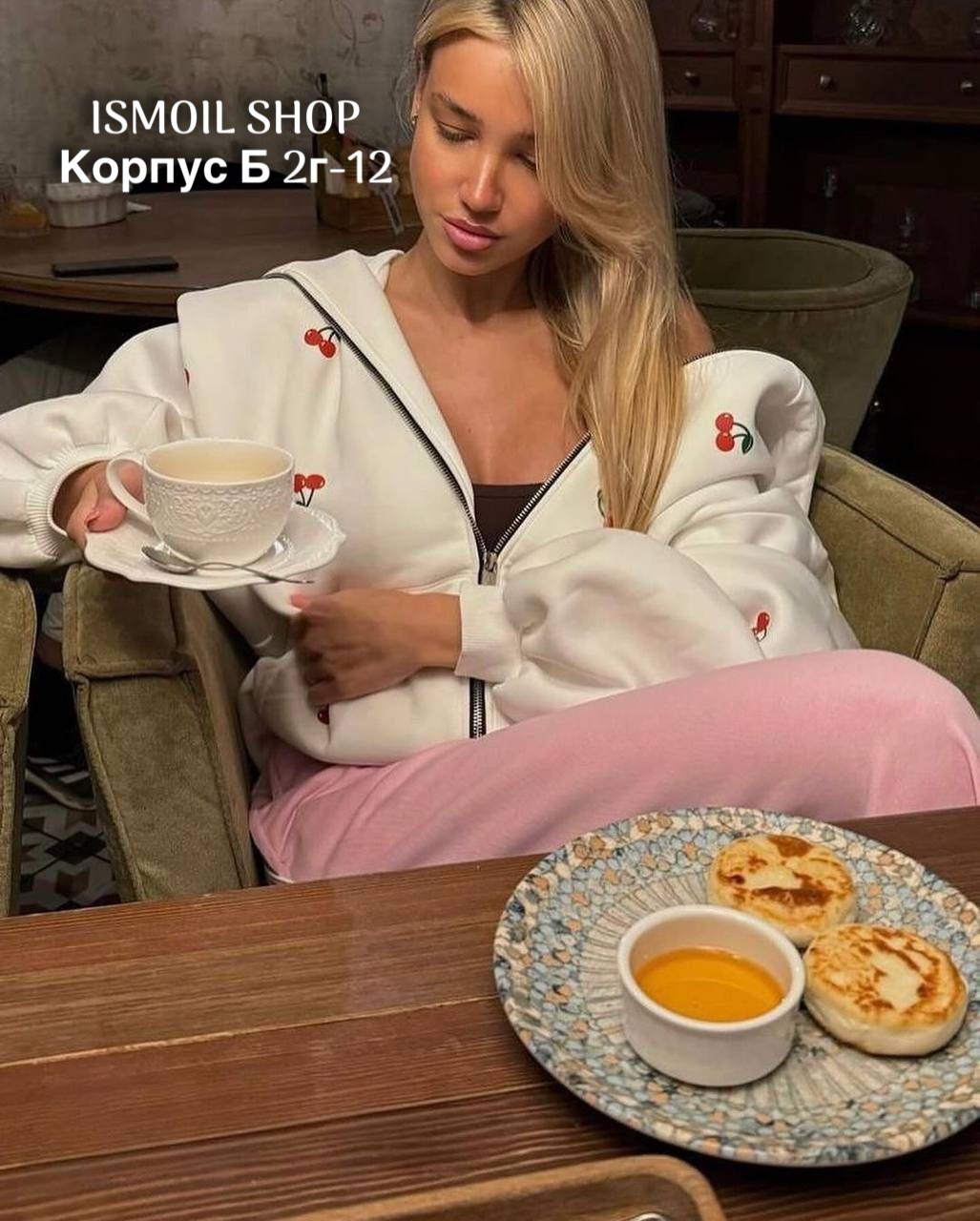 толстовки женские модные,модная толстовка,стильное худи,женская толстовка,кофта толстовка